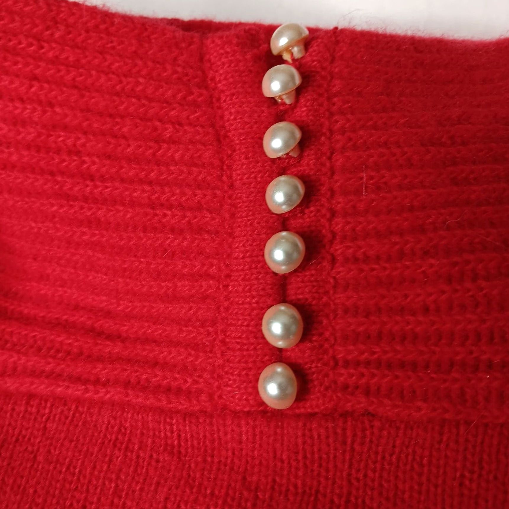 Vintage VINTAGE Carraige Court Sweater Women Medium Red Angora Lambswool Blend Knit Pullover style Classic 90s? Size M / US 6-8 / IT 42-44 - 6 Thumbnail
