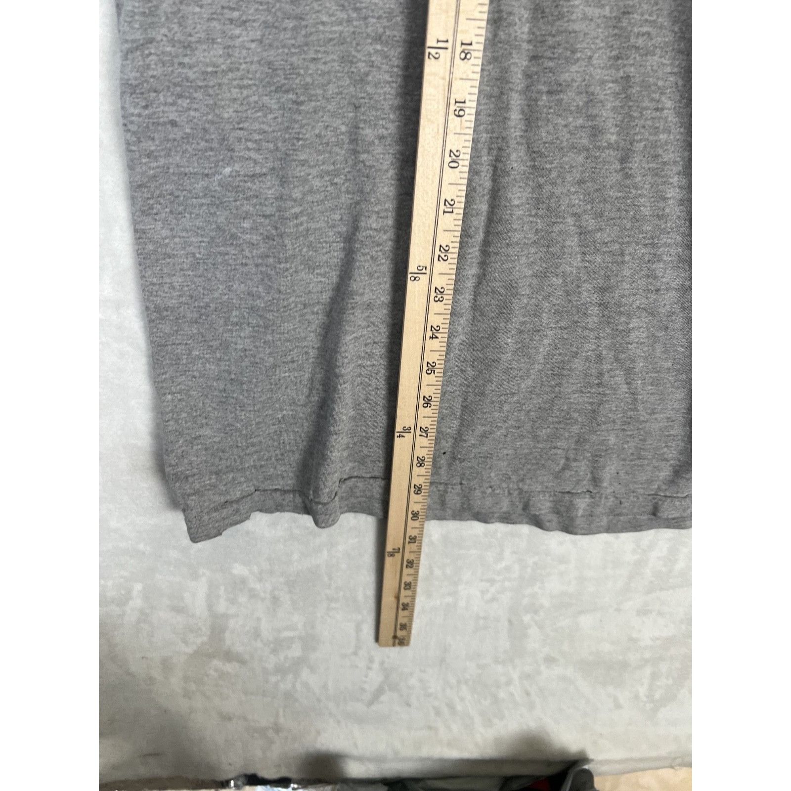 Carhartt Vintage Carhartt Gray Pocket Tee T-Shirt Size XL Distressed Size US XL / EU 56 / 4 - 9 Thumbnail