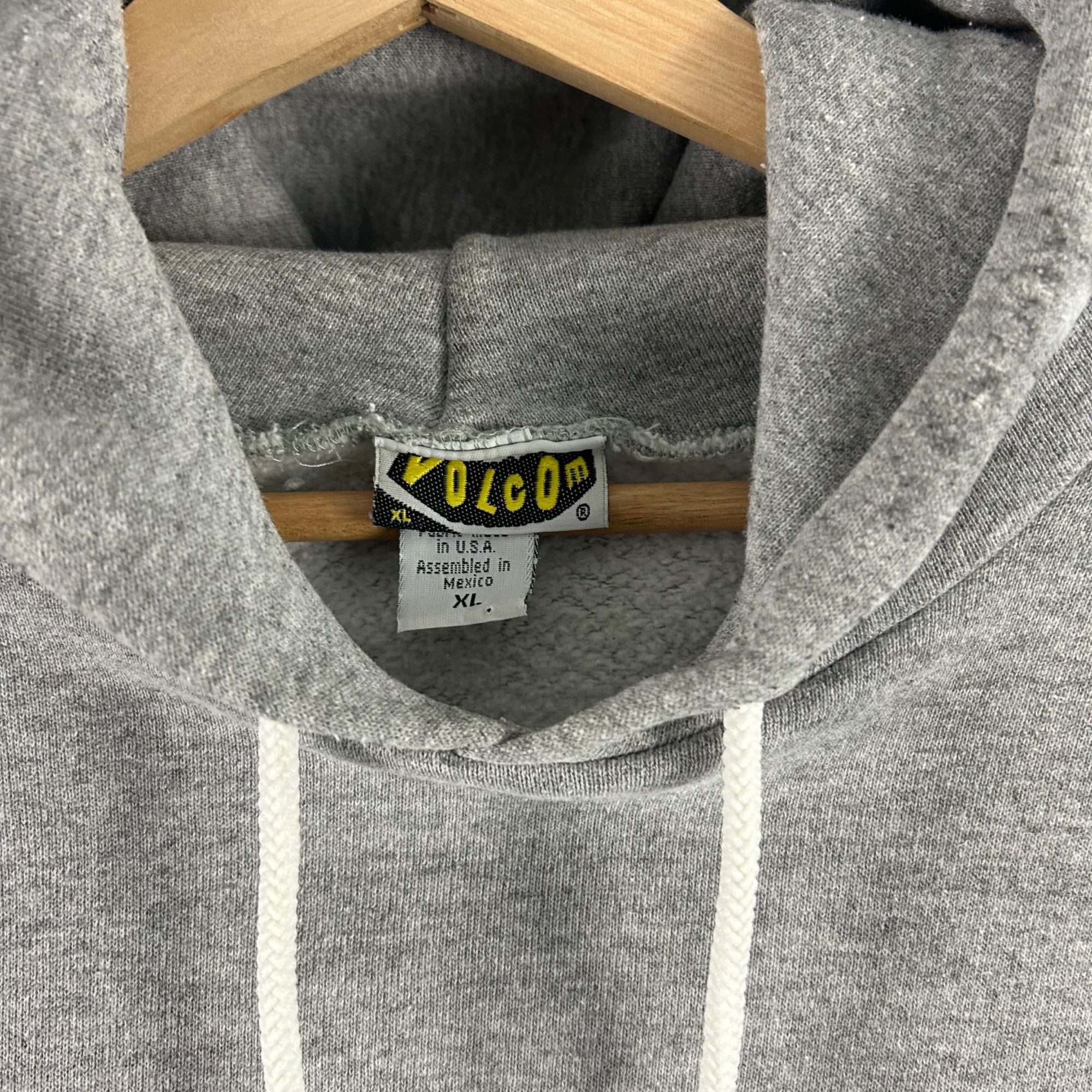 Volcom Vintage Y2K Volcom surfing hoodie Size US XL / EU 56 / 4 - 3 Thumbnail