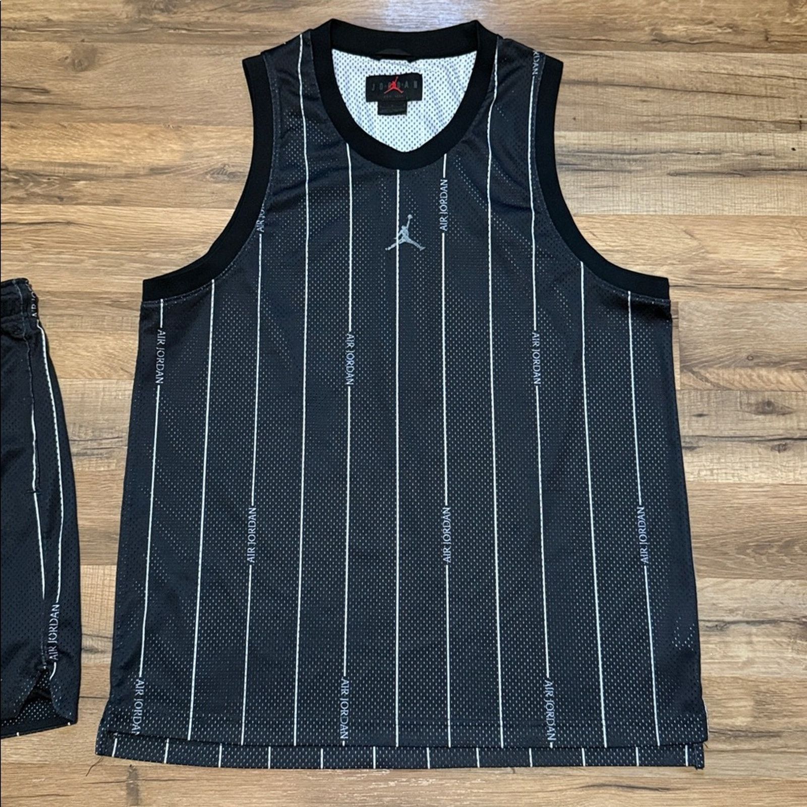 Jordan Brand Jordan Pin Stripe Mesh Tank Top Jersey Shorts Matching Set Size US M / EU 48-50 / 2 - 4 Thumbnail