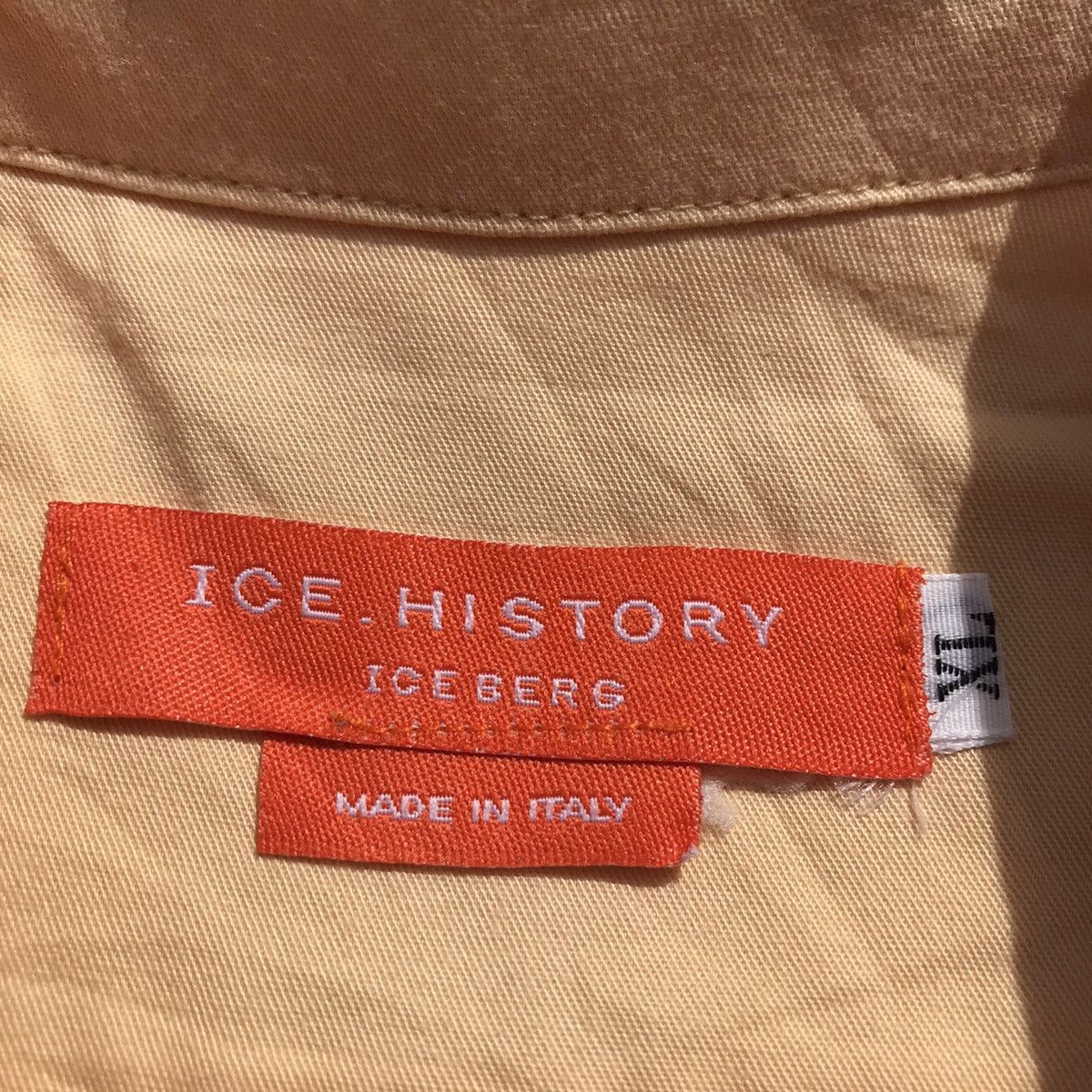 Designer × Iceberg × Vintage Vintage iceberg history x warner bugs bunny made in italy Size US L / EU 52-54 / 3 - 24 Thumbnail