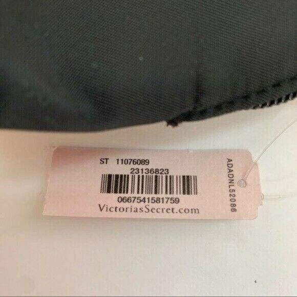 Victoria's Secret Victoria’s Secret Small Travel Cosmetic Pouch Bag NEW Size ONE SIZE - 3 Thumbnail
