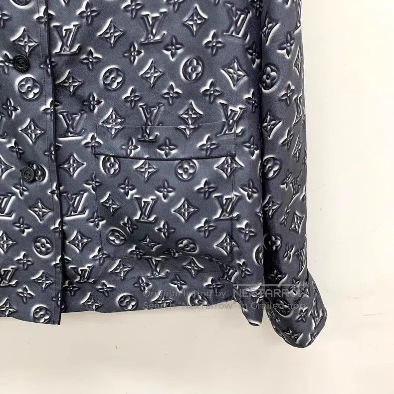 Louis Vuitton Louis Vuitton Dark blue logo, full print, mulberry silk la Size US XXS / EU 40 - 4 Thumbnail