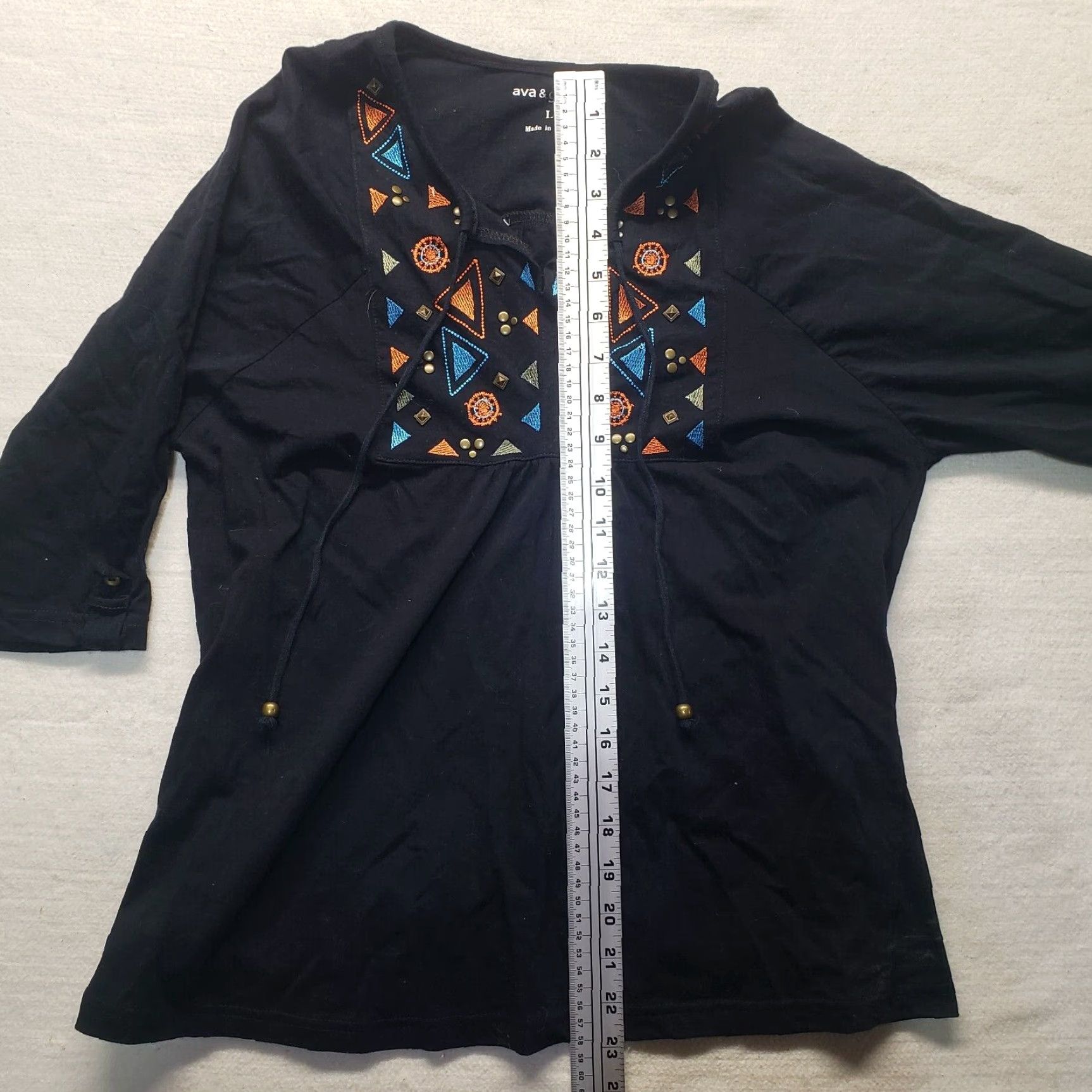Vintage VINTAGE Ava & Grace Black Backless Embroidered Blouse Women's Size L Casual 100% Cotton Retro Size L / US 10 / IT 46 - 6 Thumbnail