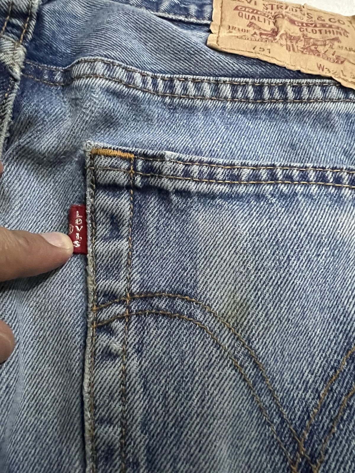 Levi's × Levi's Vintage Clothing × Vintage 💥Vintage Levis 751 Light Wash Jean Size US 32 / EU 48 - 15 Thumbnail