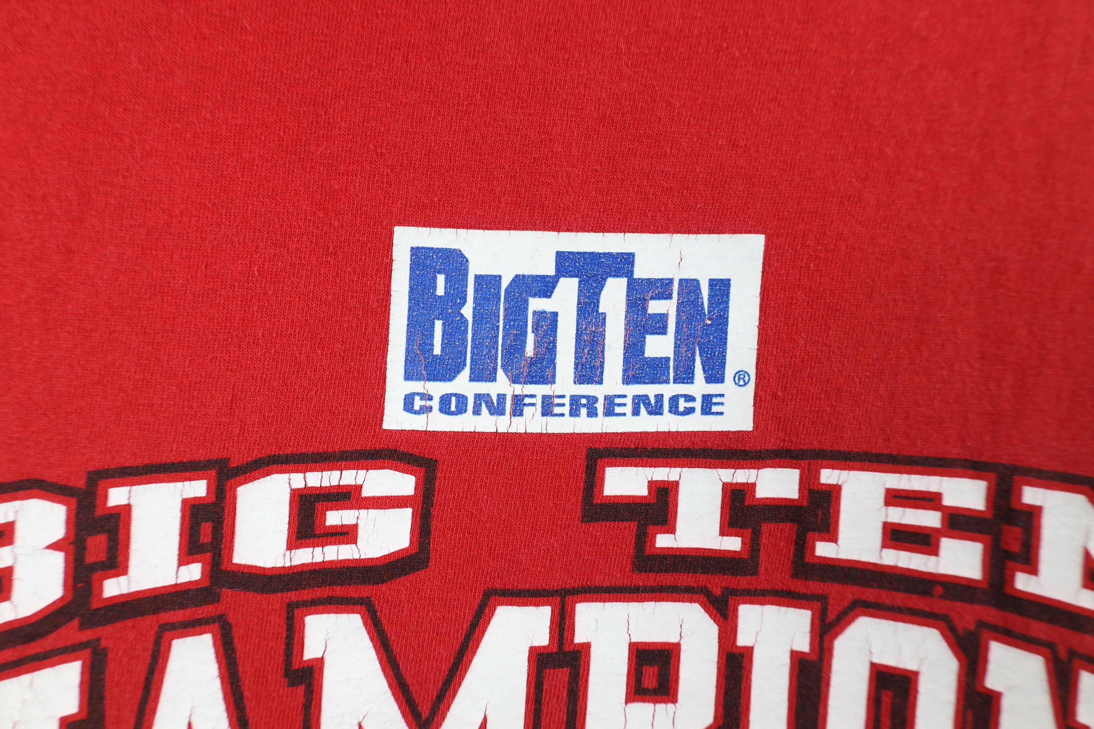 Vintage Vintage Y2K 2002 Ohio State University Football T-Shirt Size US XL / EU 56 / 4 - 5 Thumbnail