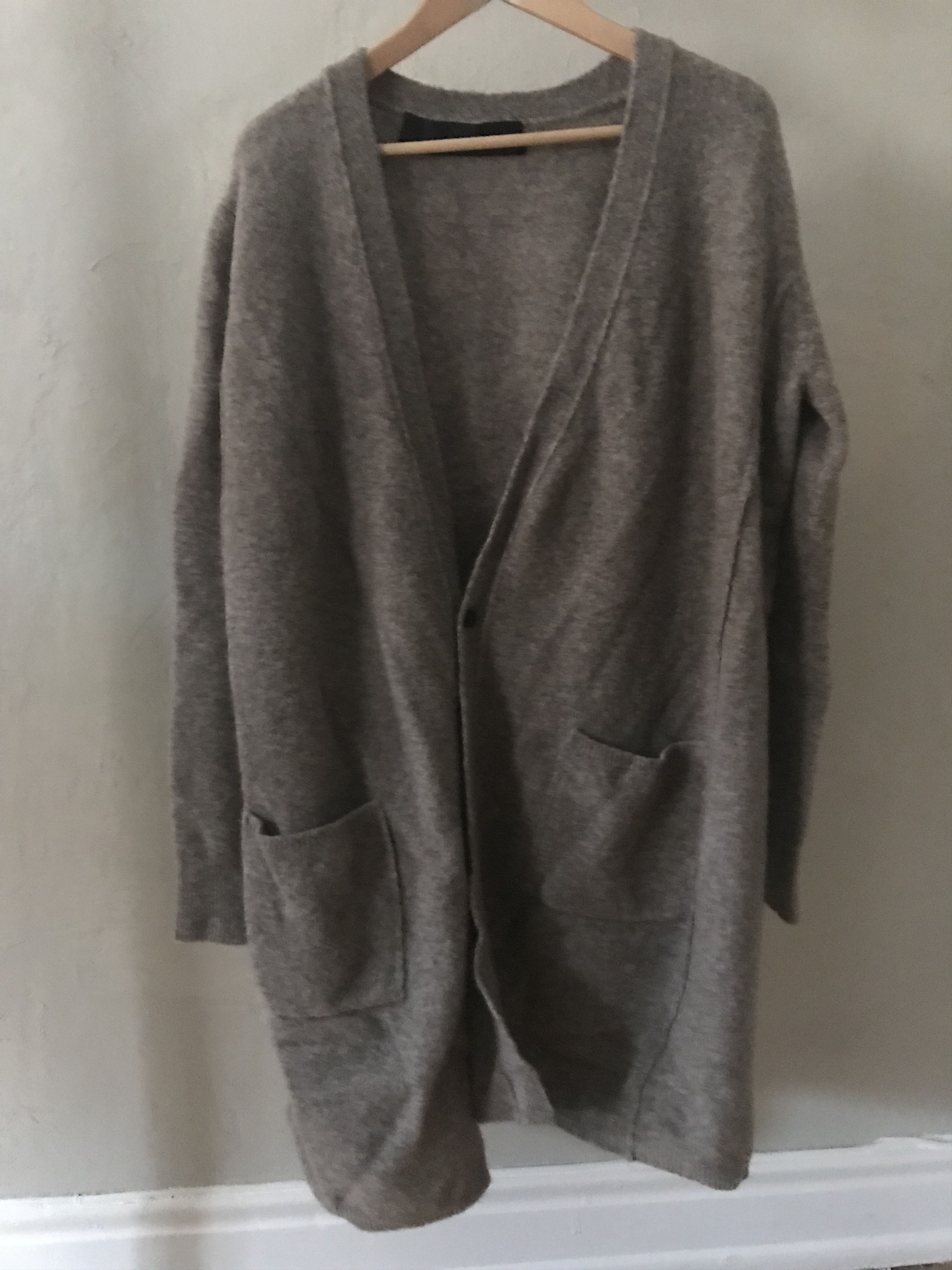 Isabel Benenato Isabel Benenato long knit cardigan, merino/yakwool Size US M / EU 48-50 / 2 - 1 Thumbnail