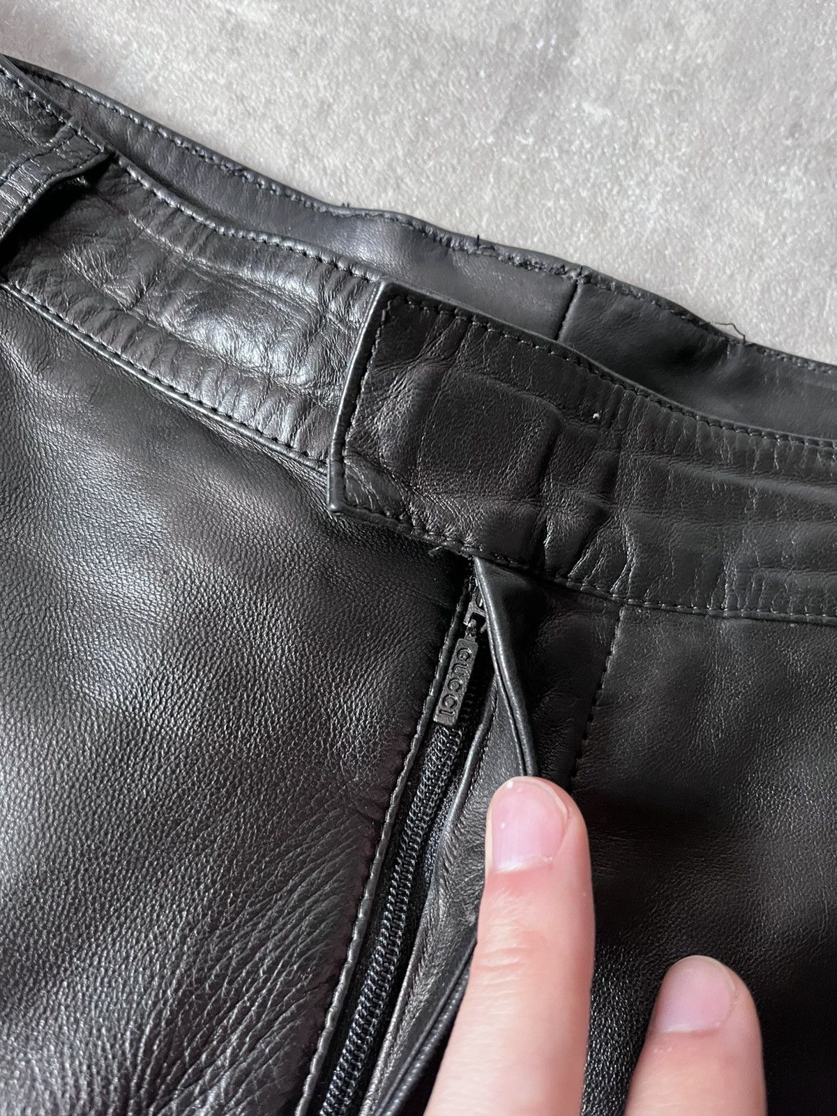 Gucci Gucci by Tom Ford 00s black leather pants Size US 30 / EU 46 - 8 Thumbnail