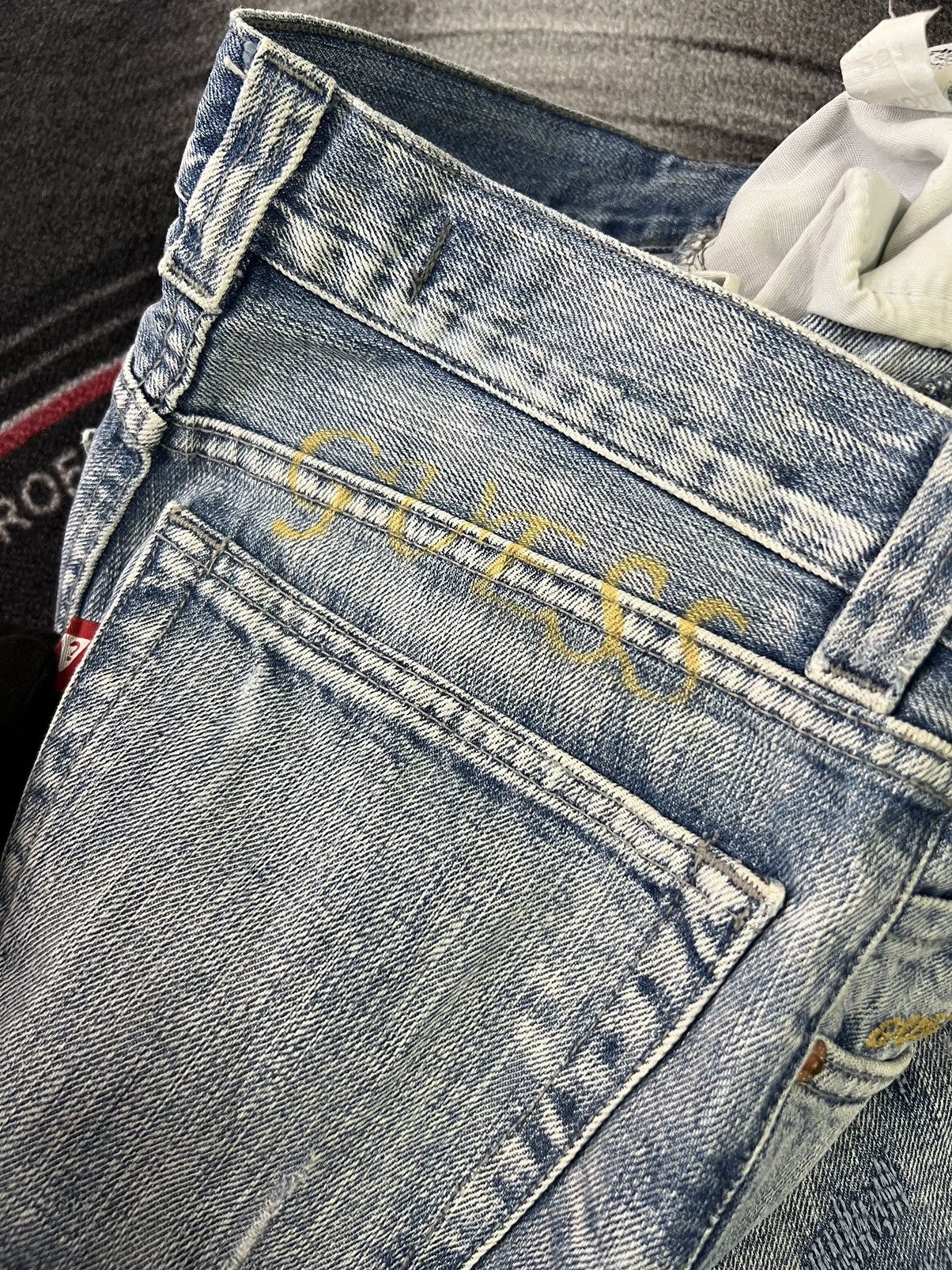 Guess × Japanese Brand × Vintage Crazy Vintage Y2K Low Rise hieroglyphics Guess Jeans Size 30" / US 8 / IT 44 - 6 Thumbnail