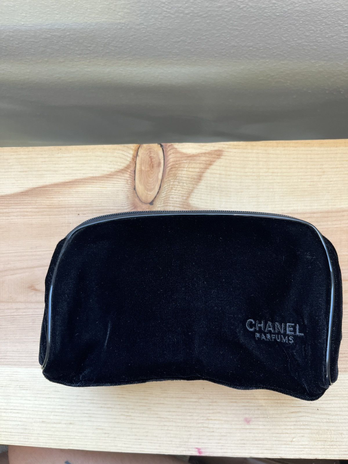 Chanel Chanel parfums toiletries or cosmetics bag Grailed