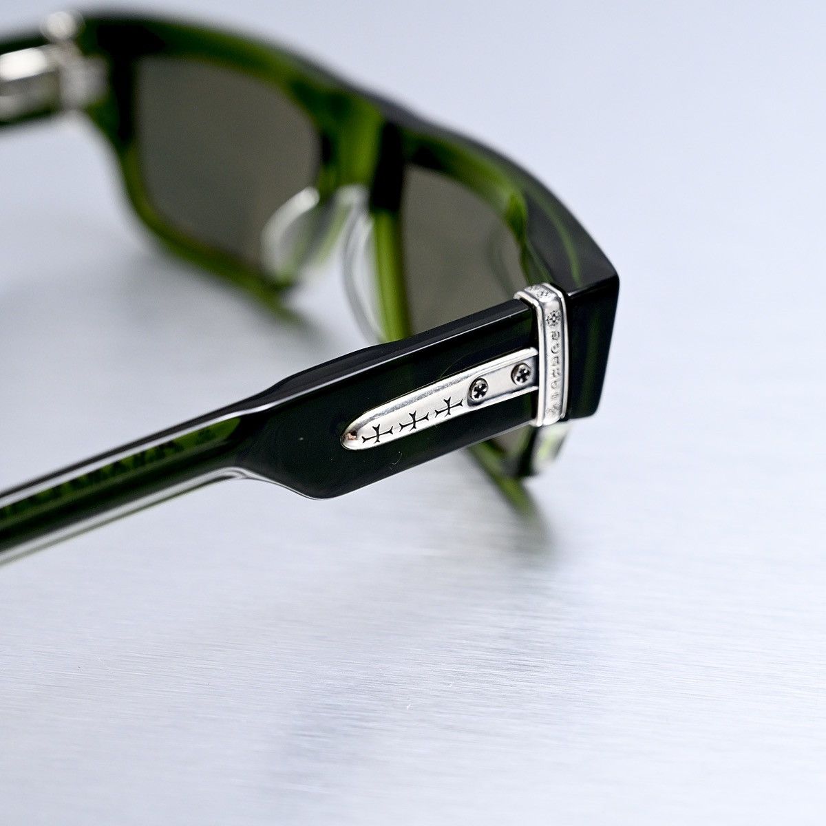 Chrome Hearts CHROME HEARTS GIRTH QUAKE DARK OLIVE SUNGLASSES Size ONE SIZE - 7 Thumbnail