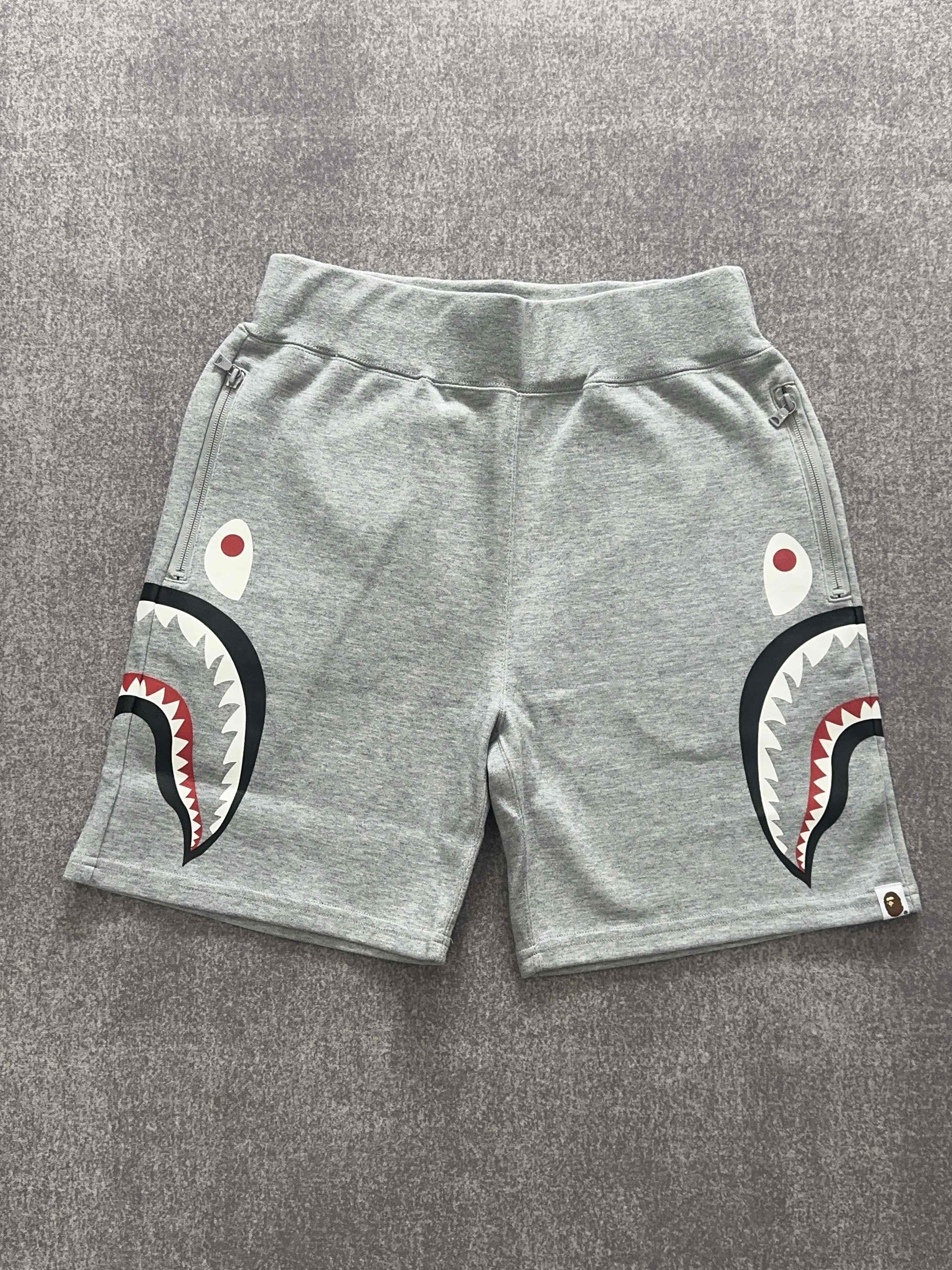 Bape A Bathing Ape Shark Print Shorts Size S Size US 30 / EU 46 - 1 Thumbnail