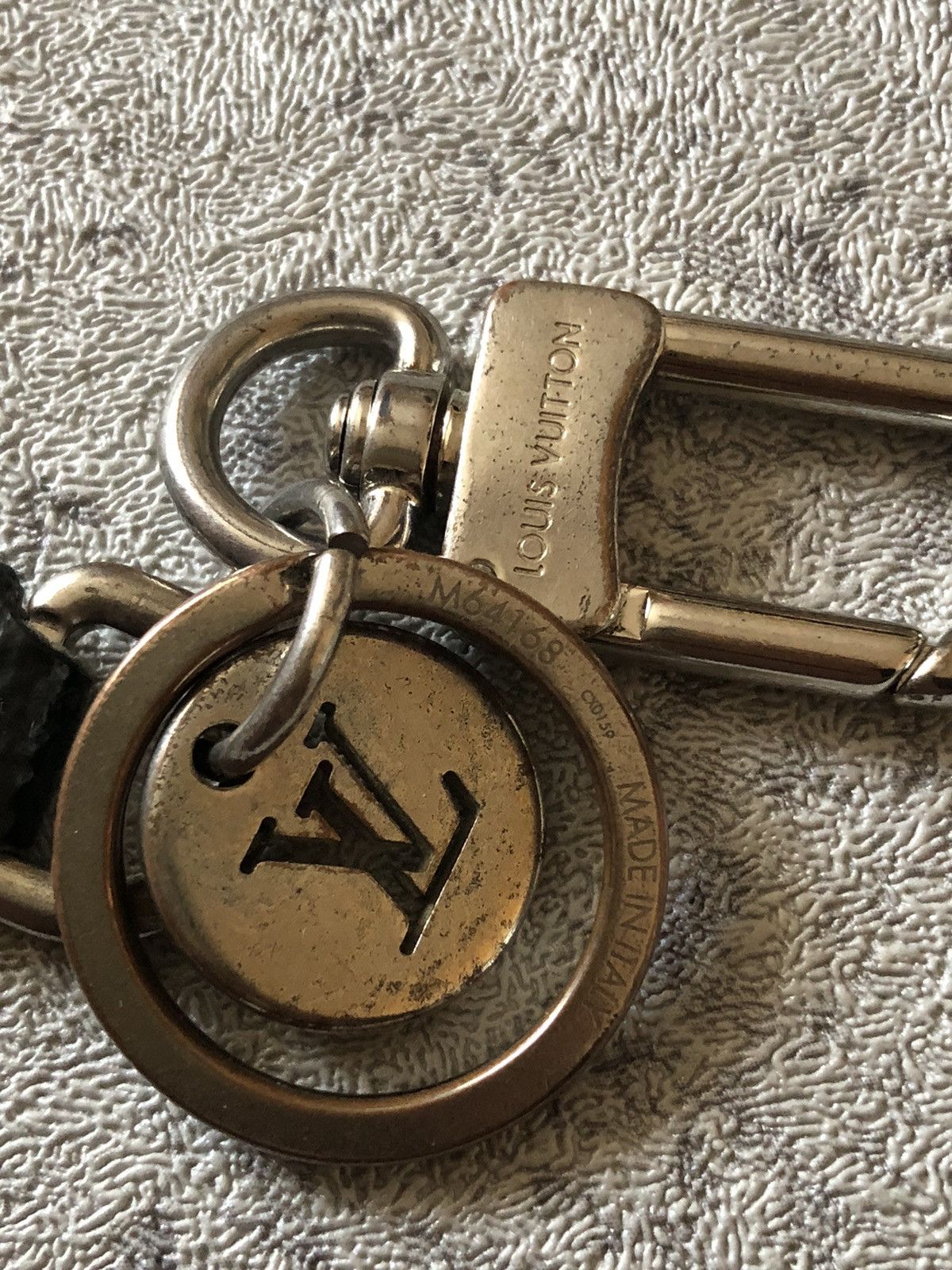 Louis Vuitton RARE LOUIS VUITTON KEY CHAIN Size ONE SIZE - 3 Thumbnail