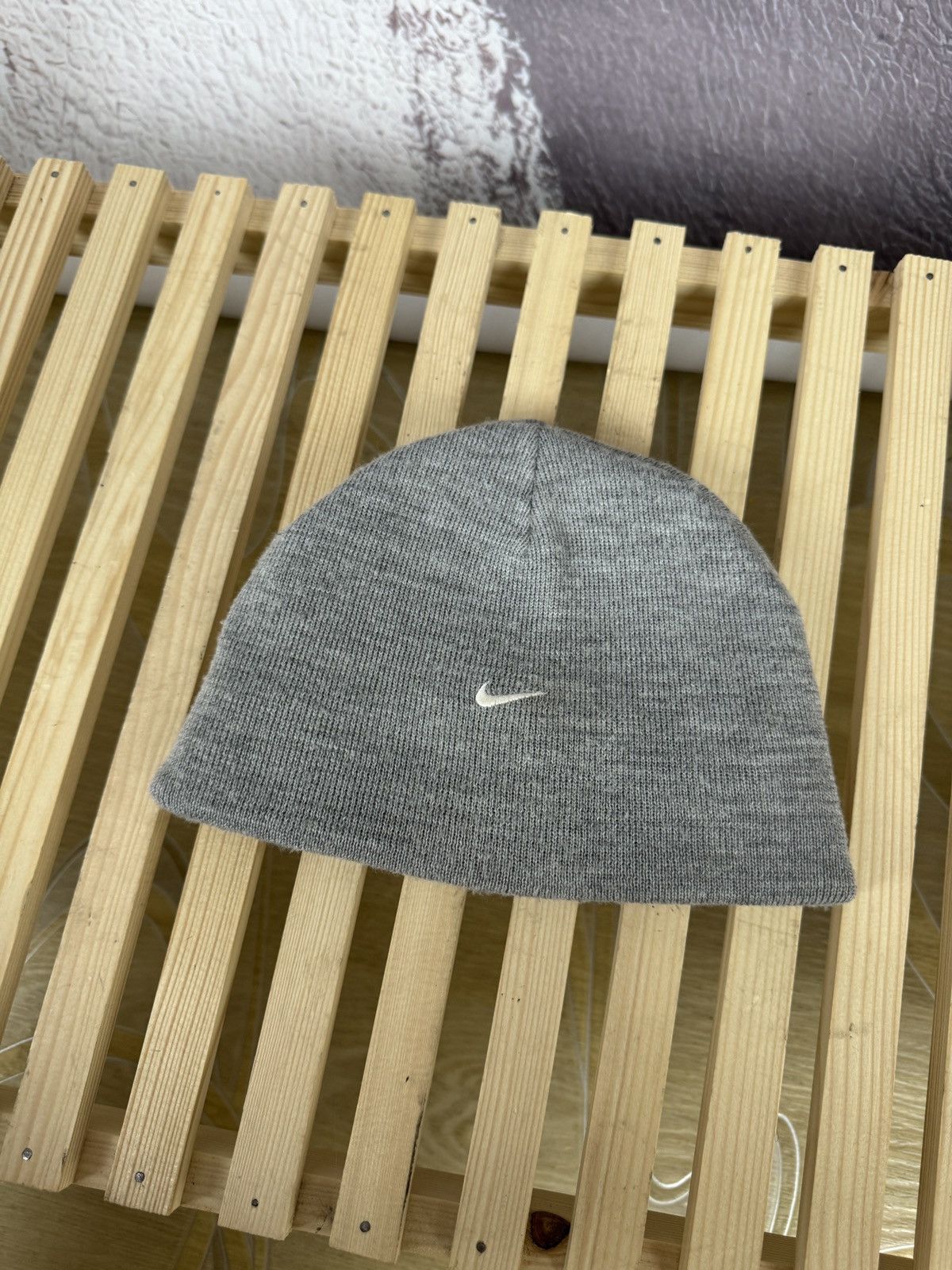 Nike Nike Vintage y2k reversible black/grey beanie hat swoosh Size ONE SIZE - 2 Thumbnail