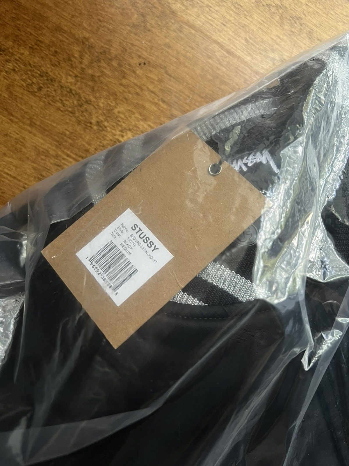 Stussy × Vintage Stüssy Sequins Satin Varsity Jacket Black Size US M / EU 48-50 / 2 - 8 Thumbnail
