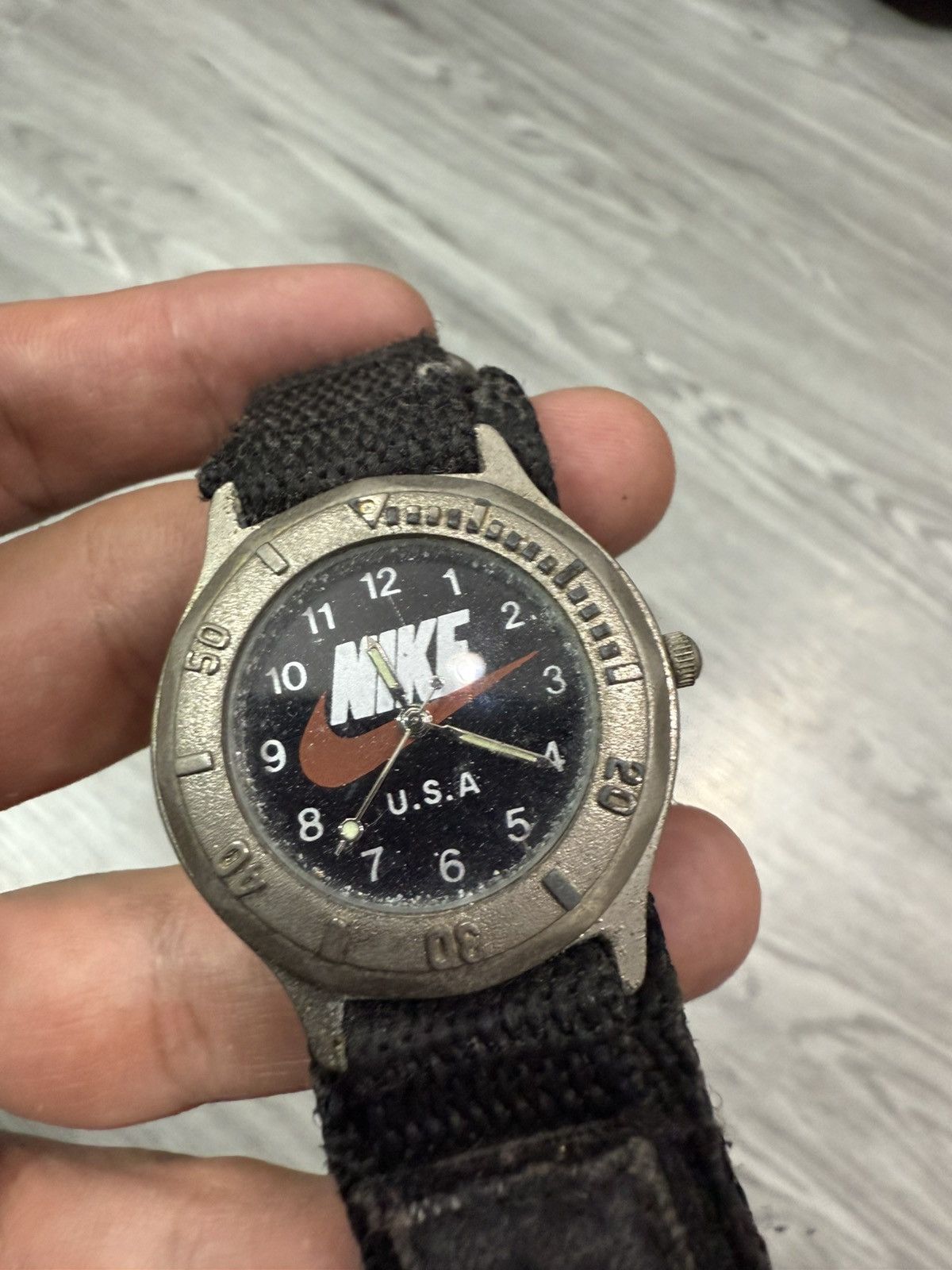 Nike 90’s NIKE RARE WATCH USA VINTAGE LOGO RETRO Size ONE SIZE - 2 Thumbnail