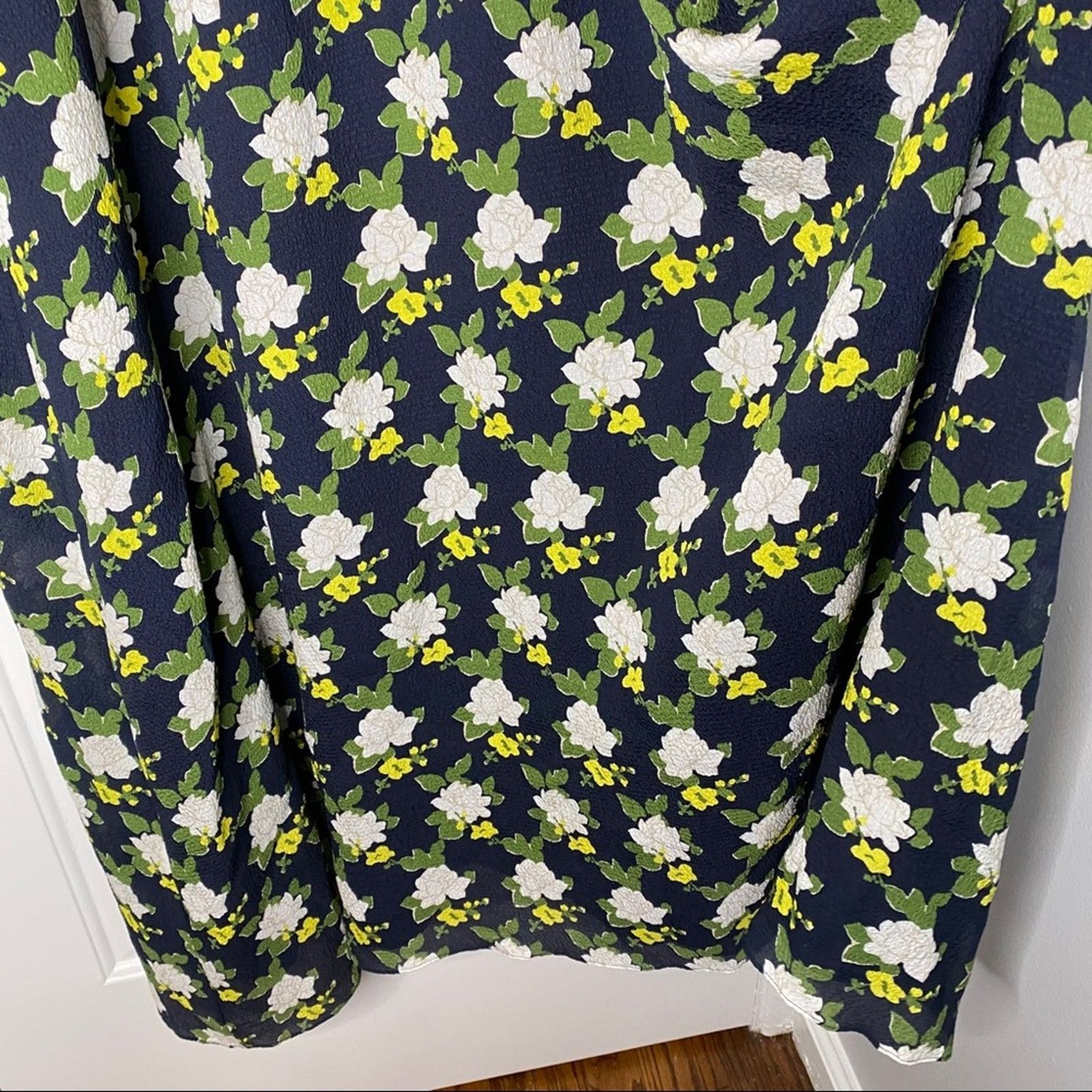 Anthropologie Anthropologie Whit Sadie Maxi Silk Floral Dress Navy Blue Size XS / US 0-2 / IT 36-38 - 7 Thumbnail