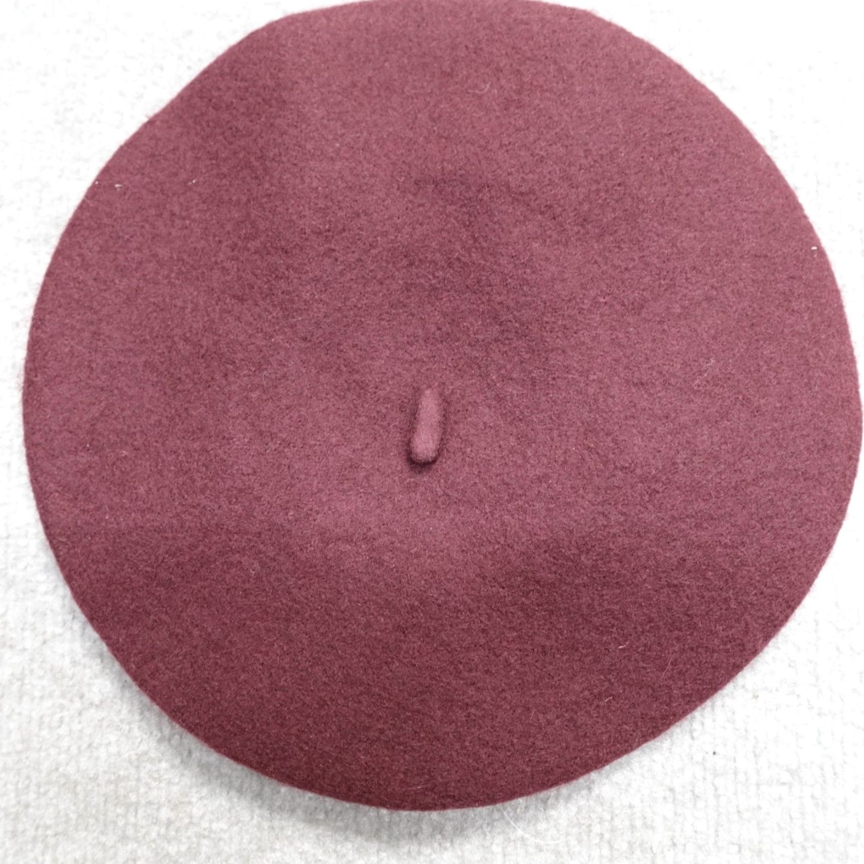 Vintage The Flore Beret Womens Hat Red Burgundy Wool Solid NEW Size ONE SIZE - 2 Thumbnail