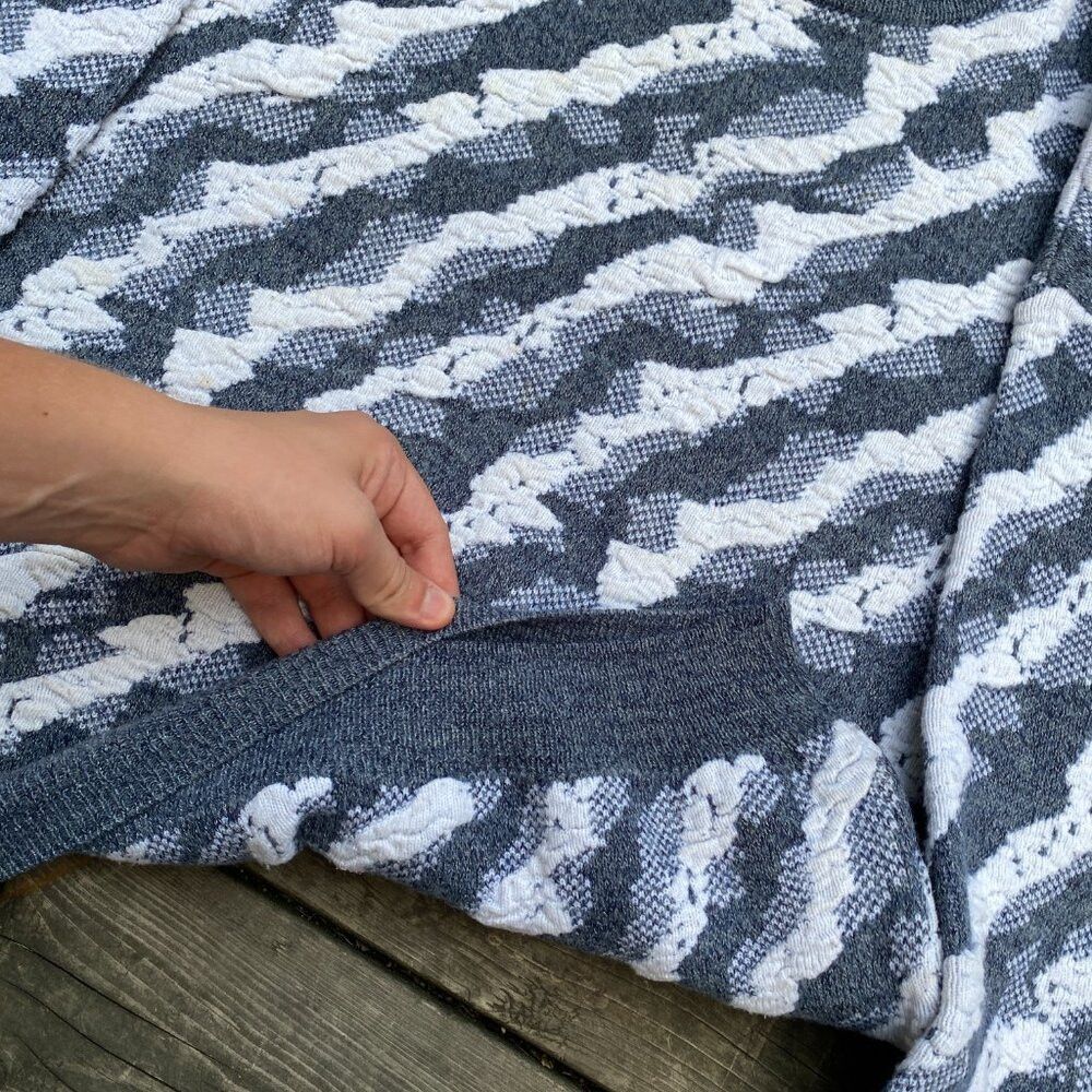 Coogi × Vintage Vintage 90s Coogi Style 3D Knit Sweater Medium Size US M / EU 48-50 / 2 - 6 Thumbnail