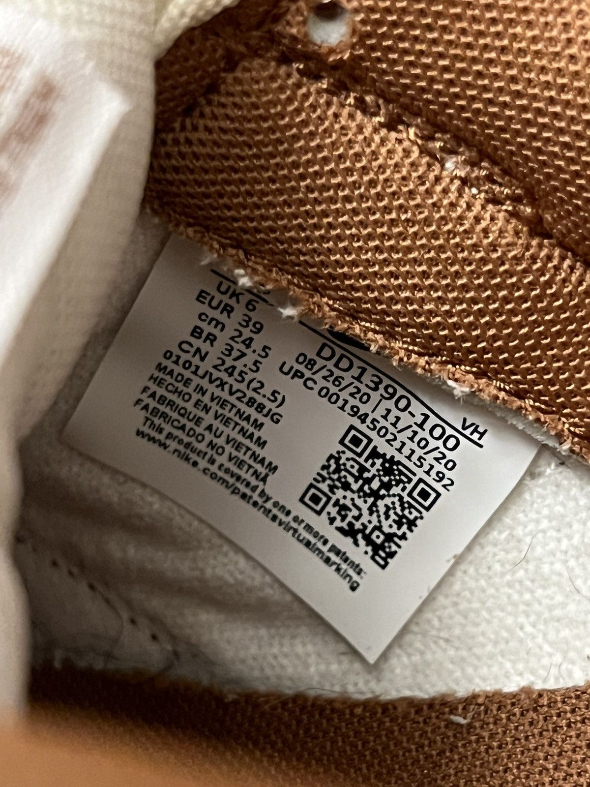 Nike Nike Dunk Low Medium Curry Size US 6.5 / EU 39-40 - 8 Thumbnail