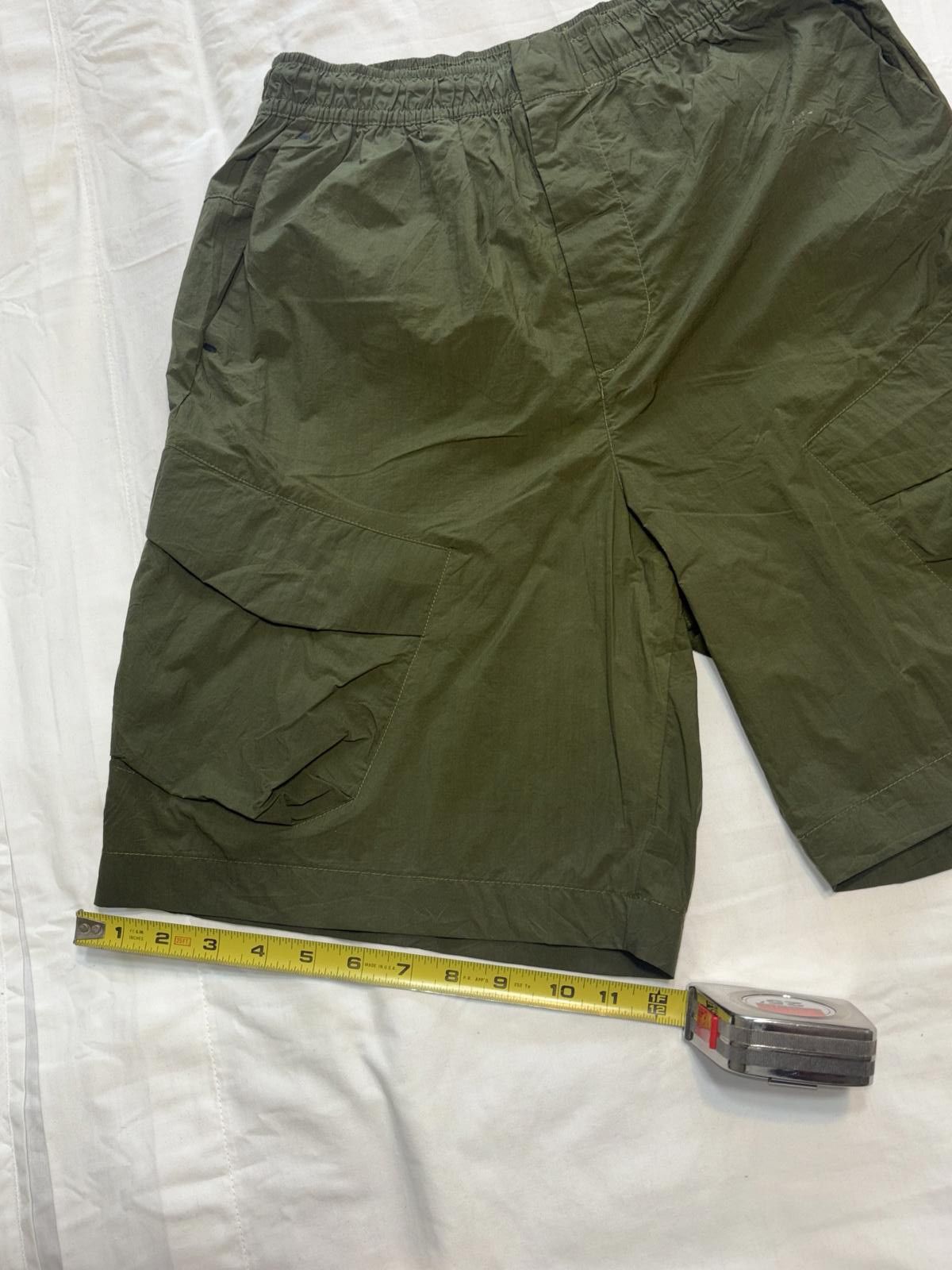 Nike Nike Men's Lightweight Athletic Shorts - Olive Green Size US 30 / EU 46 - 9 Thumbnail