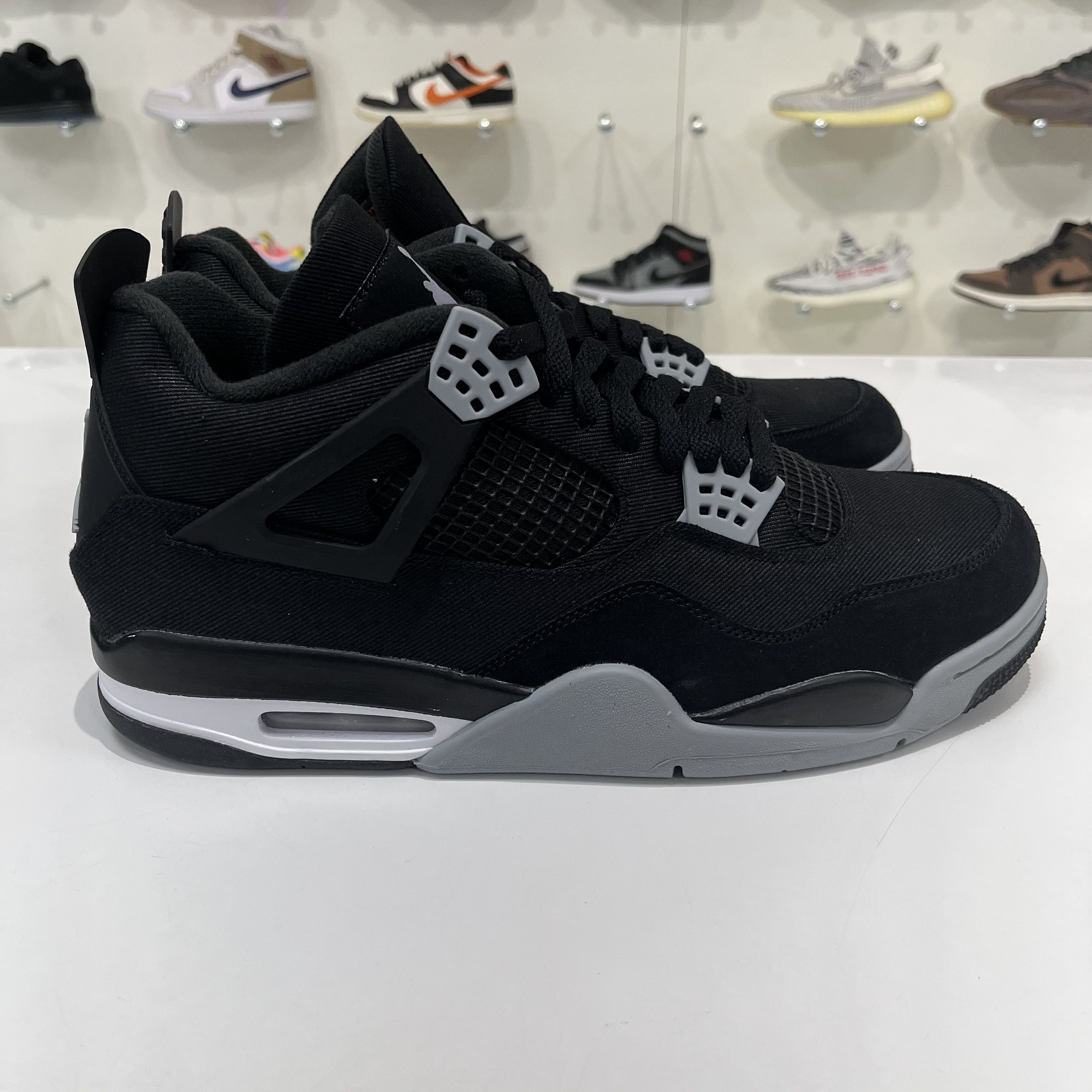 Nike Air Jordaan 4 Retro SE Black Canvas Size US 12 / EU 45 - 4 Thumbnail