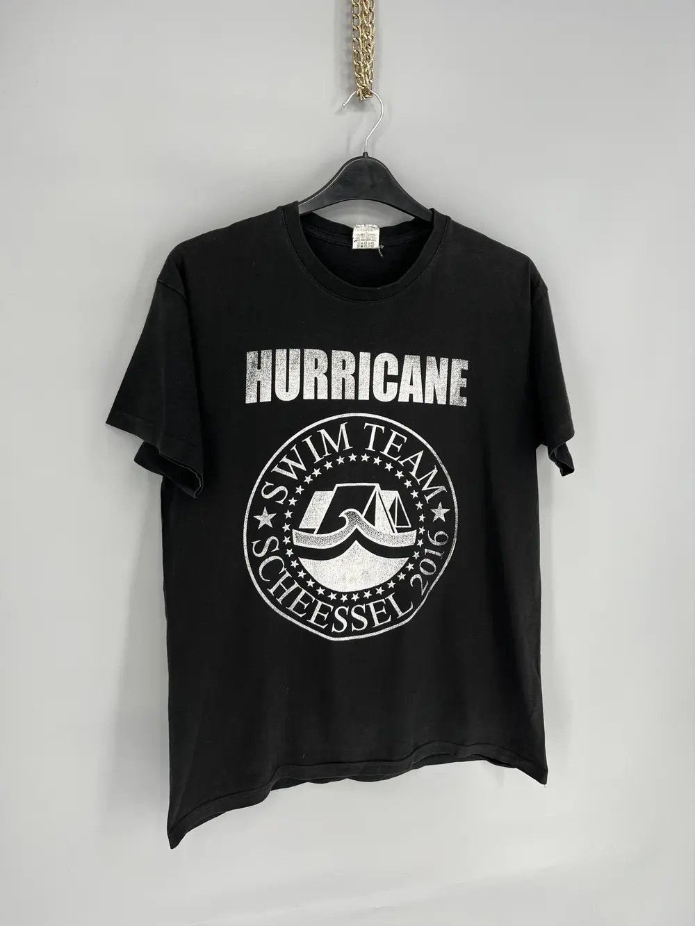Band Tees Vintage hurricane over the edge band tees Streetwear Size US L / EU 52-54 / 3 - 2 Thumbnail