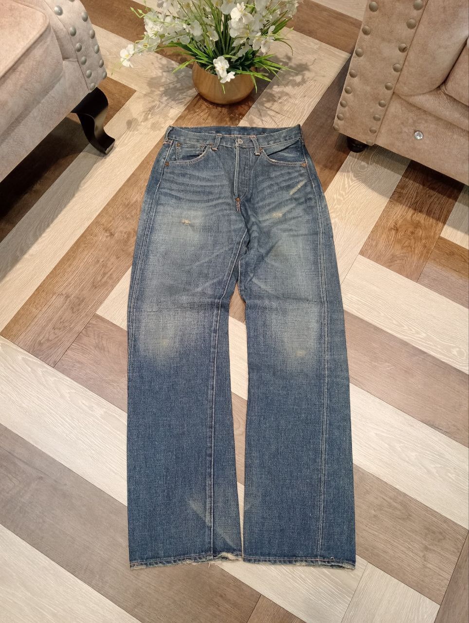 Levi's Vintage Clothing LEVI'S VINTAGE 501 CAPITAL E SELVEDGE JEANS Size US 31 - 1 Thumbnail