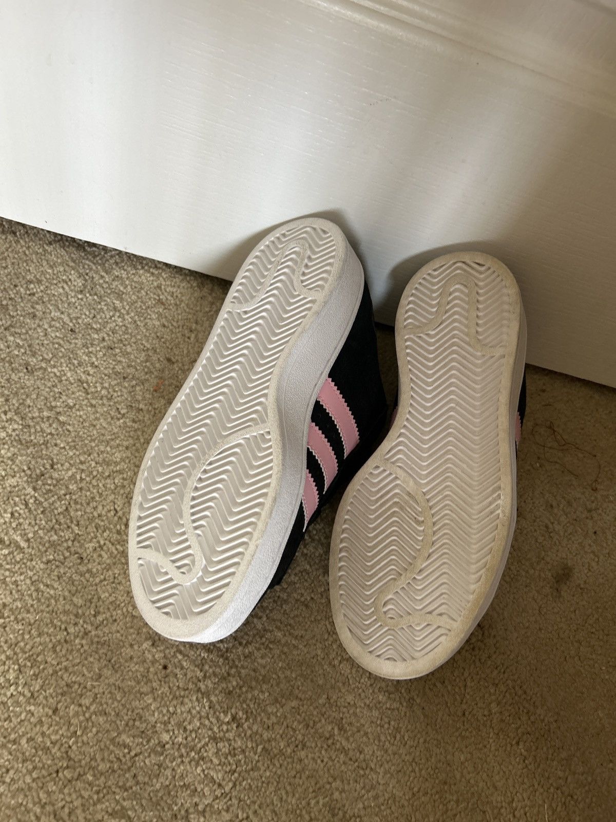 Adidas Adidas Campus ‘Black True Pink’ Size US 7.5 / IT 37.5 - 5 Thumbnail