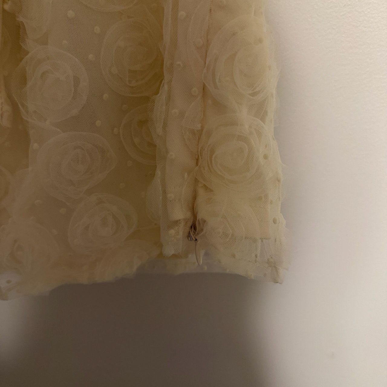 PRINCESS POLLY NWT Lulus White Puff Sleeve Rosette Top Size XL / US 12-14 / IT 48-50 - 9 Thumbnail
