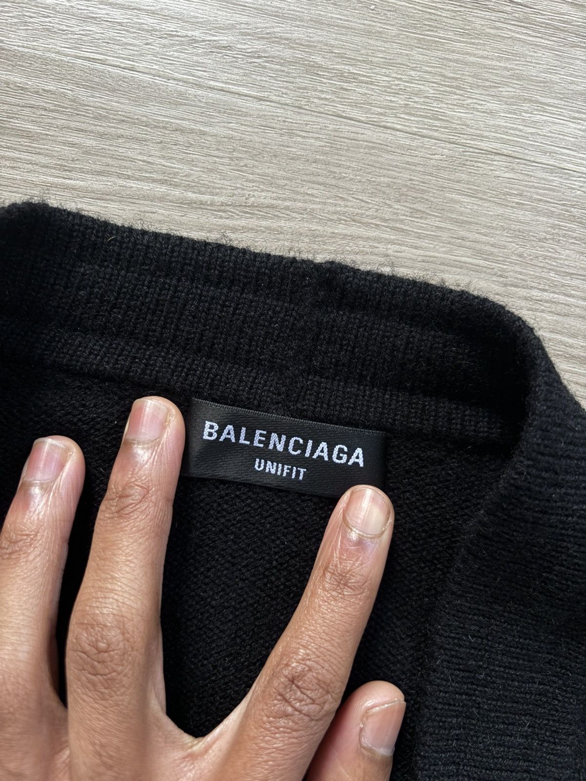 Balenciaga Balenciaga Crest Cardigan Size US XS / EU 42 / 0 - 6 Thumbnail