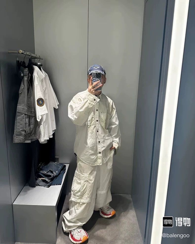 Balenciaga Balenciaga size S White old damaged cargo overalls Size US 27 - 7 Thumbnail