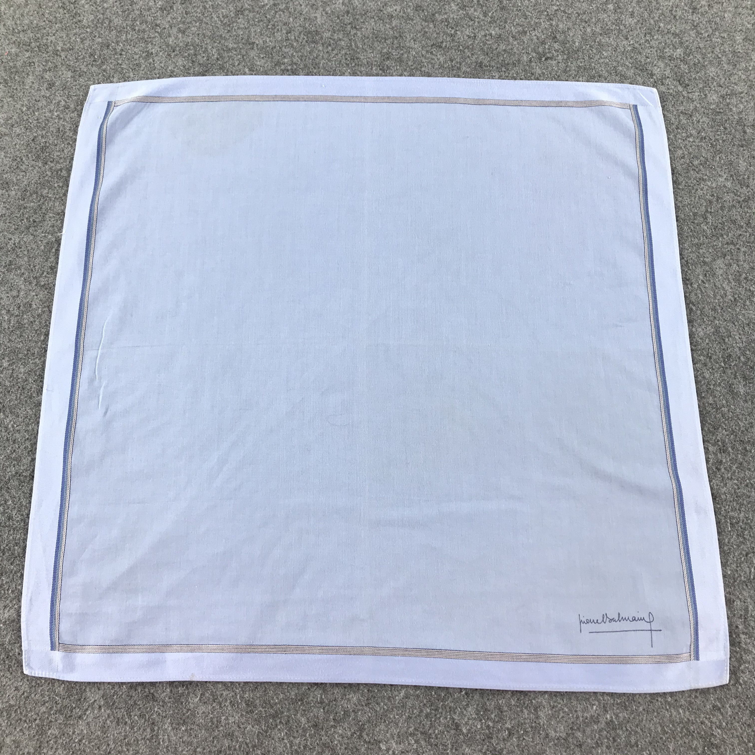 Pierre Balmain × Vintage Pierre Balmain Handkerchief Neckerchief Bandana H102 Size ONE SIZE - 3 Thumbnail