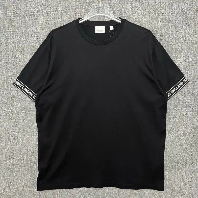 Burberry Burberry Black Cotton Men's T-Shirt Size US S / EU 44-46 / 1 - 1 Thumbnail