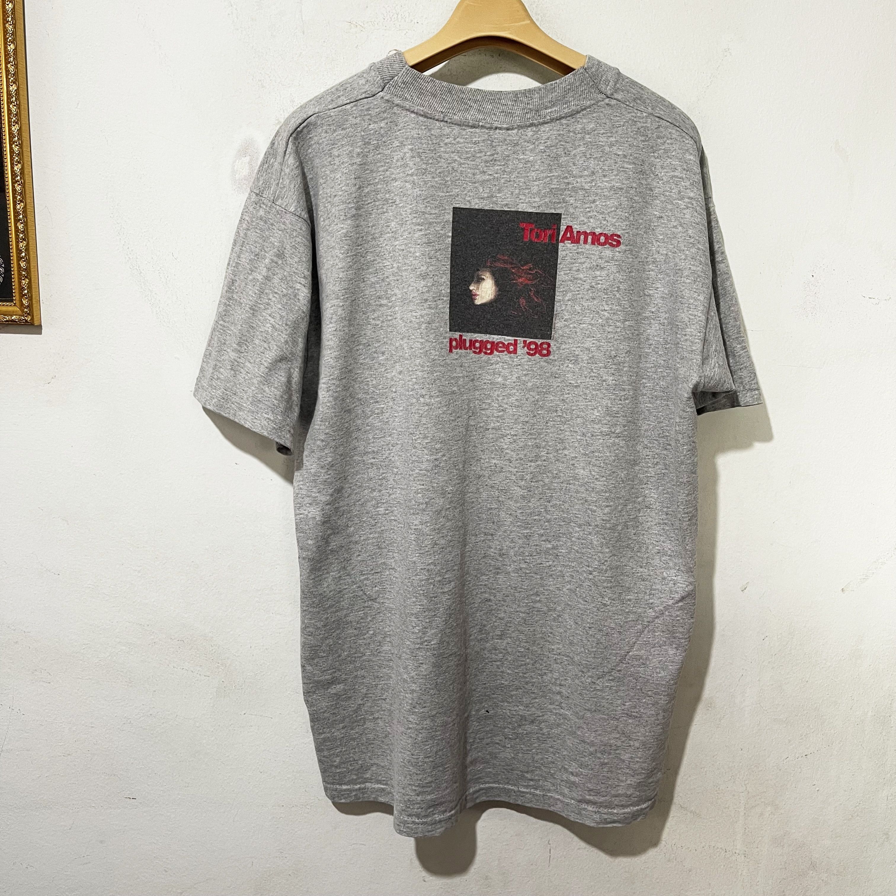 Band Tees Vintage 1998 Toni Aminos Plugged T-Shirt Size US L / EU 52-54 / 3 - 3 Thumbnail