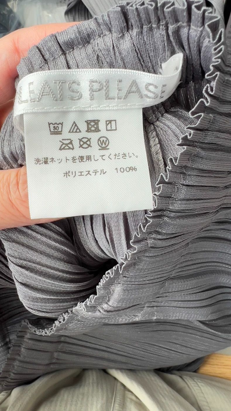 Issey Miyake issey miyake size:0 Dark grey trousers 2506-Nextarrow Size 42" / US 20 - 4 Thumbnail