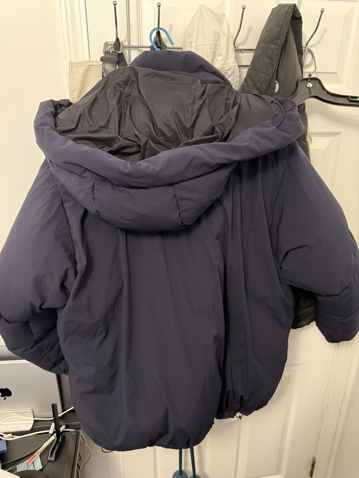 Beams Japan Beams down jacket Size US L / EU 52-54 / 3 - 5 Thumbnail