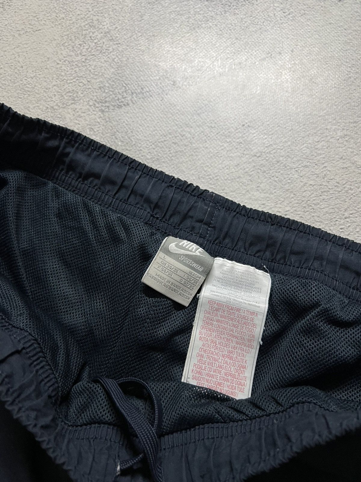 Vintage Vintage Y2K Nike Nylon Mini Swoosh Drill Pants 00’s Size US 34 / EU 50 - 7 Thumbnail