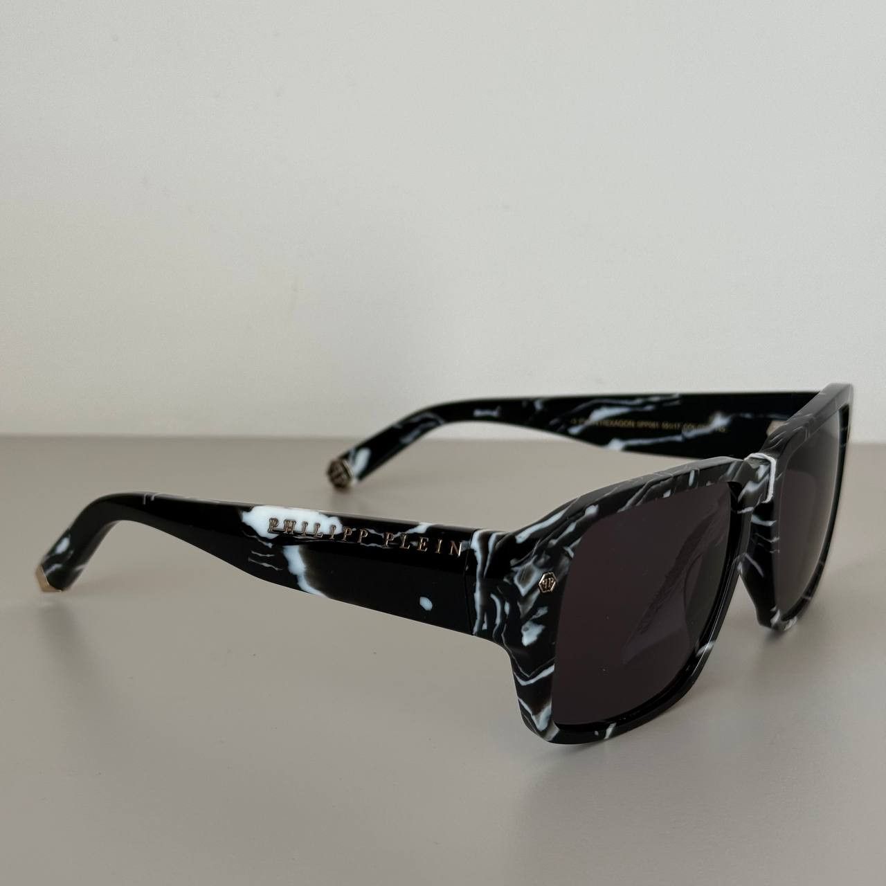 Philipp Plein Philipp Plein Hexagon SPP081 Men’s Sunglasses Marble Black Size ONE SIZE - 4 Thumbnail