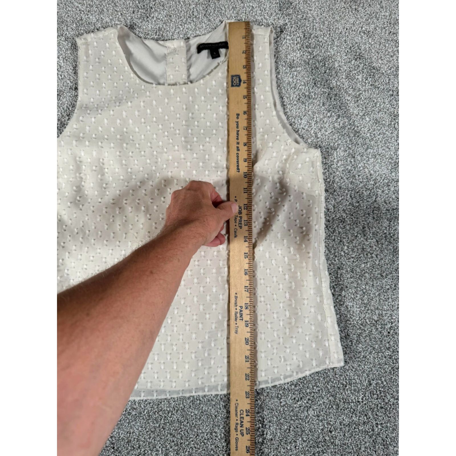 Banana Republic Banana Republic Top Womens S White Clip Dot Minimalist Office Chic Tank Size S / US 4 / IT 40 - 5 Thumbnail