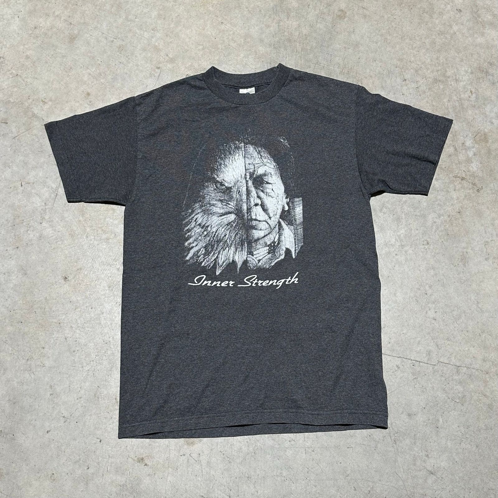 Fruit Of The Loom Vintage Native American / Eagle Tee size Medium in Men Size US M / EU 48-50 / 2 - 1 Thumbnail