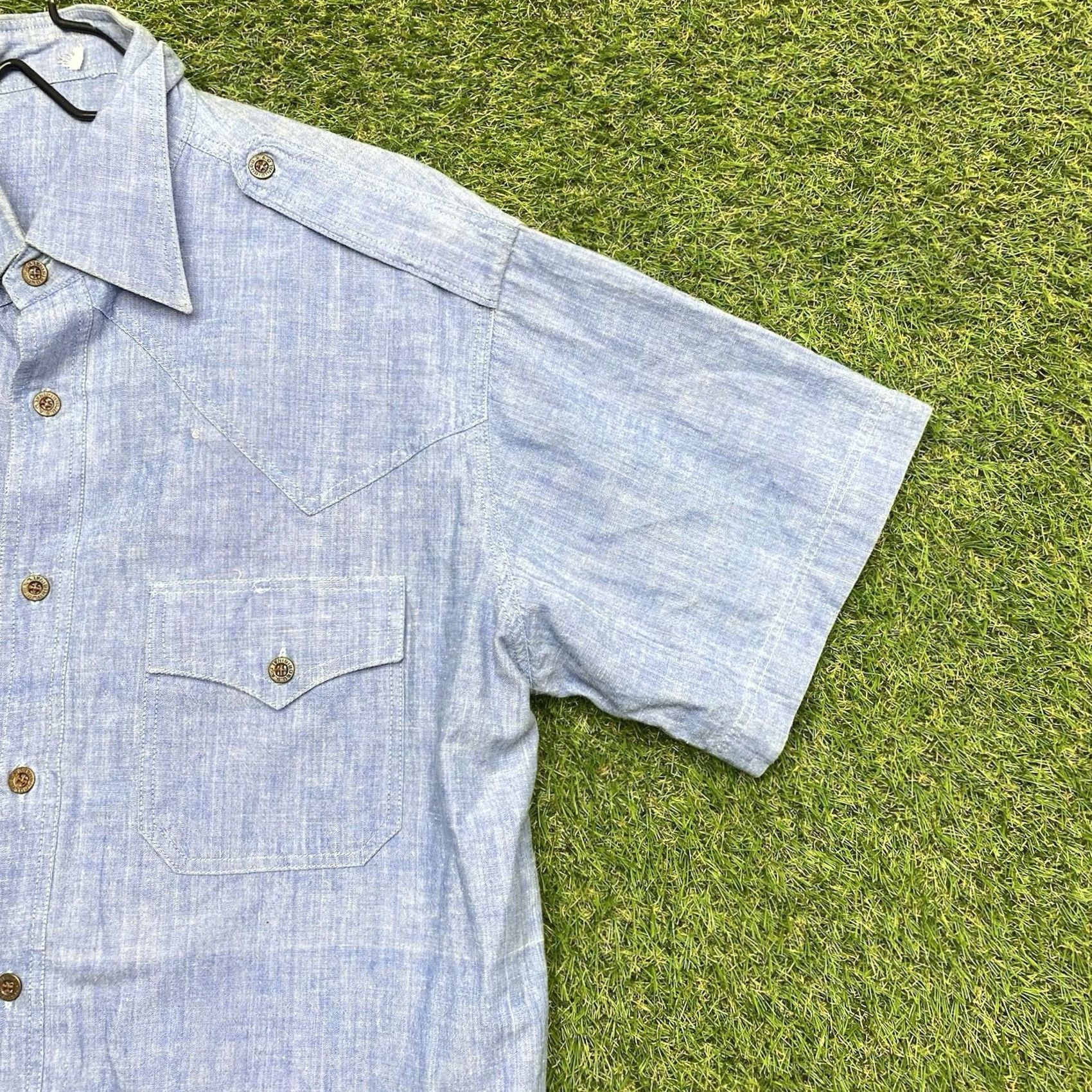 Vintage VINTAGE Helen Cerda Baja Shirt Mens M Blue Cotton Chambray Embroidered 50s 60s Retro Button-Up Collar Spread Size US M / EU 48-50 / 2 - 5 Thumbnail