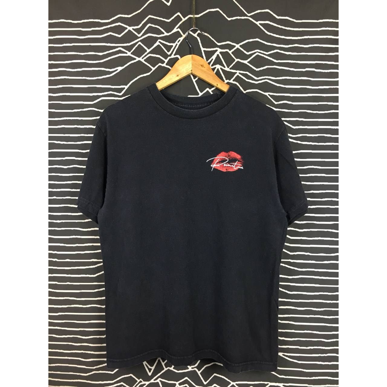 Primitive Primitive Skateboarding Lover Sexy Lips Graphic Tee Size M Size US M / EU 48-50 / 2 - 5 Thumbnail