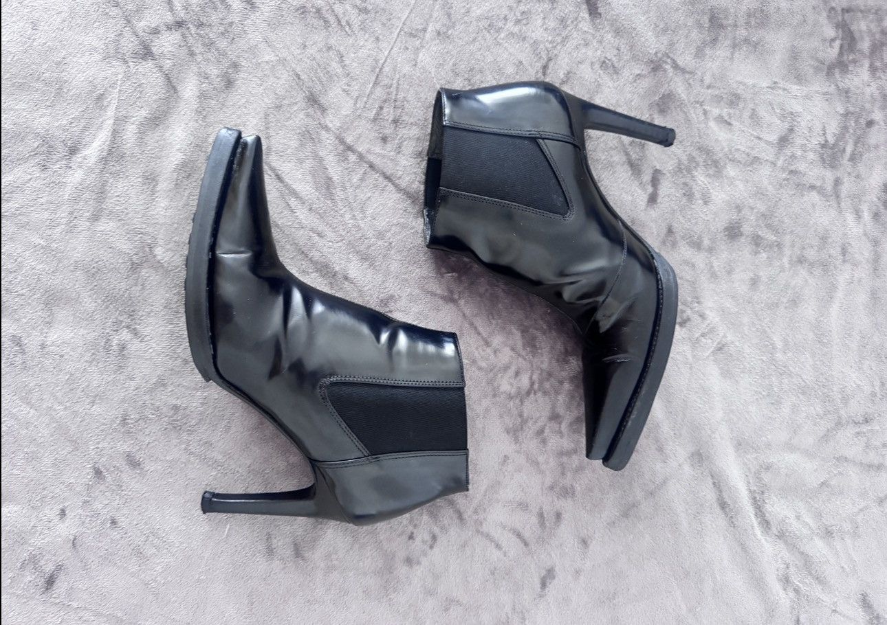 Miu Miu Vintage Miu Miu Chelsea-style ankle boots in patent leather Size US 6 / IT 36 - 2 Thumbnail
