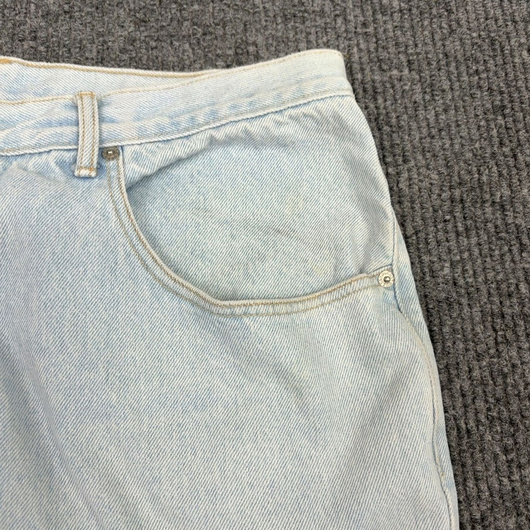 Guess Vintage Guess Jeans Mens 42 Light Blue High Rise Relaxed Tapered Made in USA Size US 42 / EU 58 - 4 Thumbnail