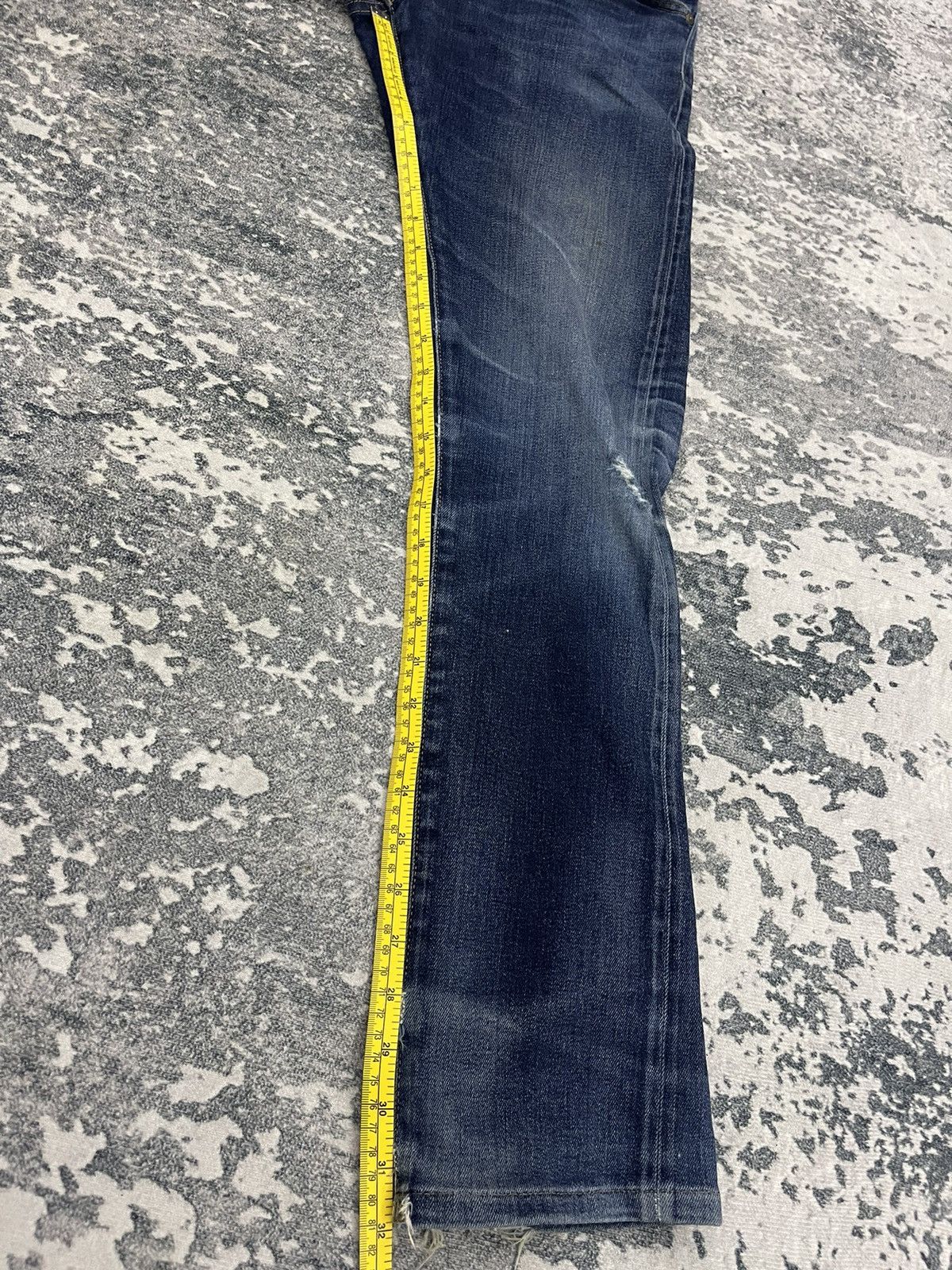 Uniqlo Uniqlo Slim Fit Selvedge Denim Size US 29 - 14 Thumbnail