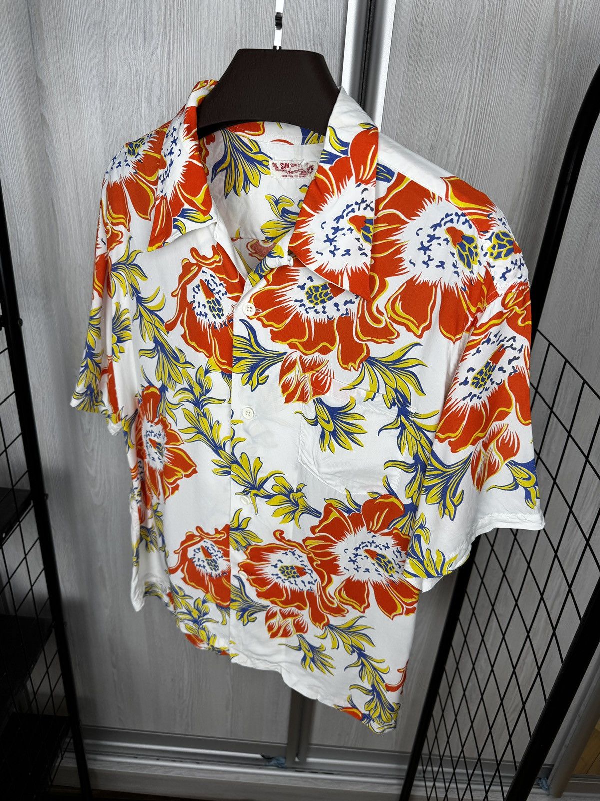 Sun Surf SUN SURF 2020 HAWAIIAN SHIRT SS38315 "NIGHT BLOOMING CEREUS" Size US XL / EU 56 / 4 - 6 Thumbnail
