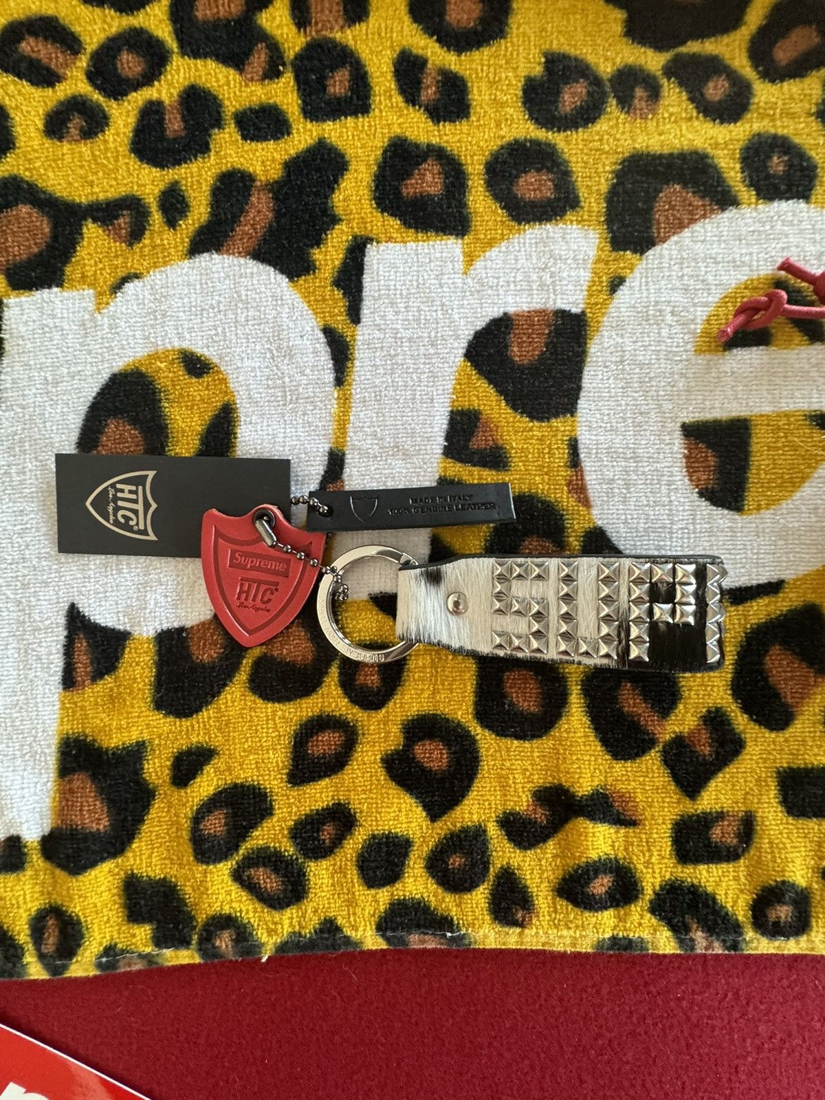 Supreme x Hollywood Keychain