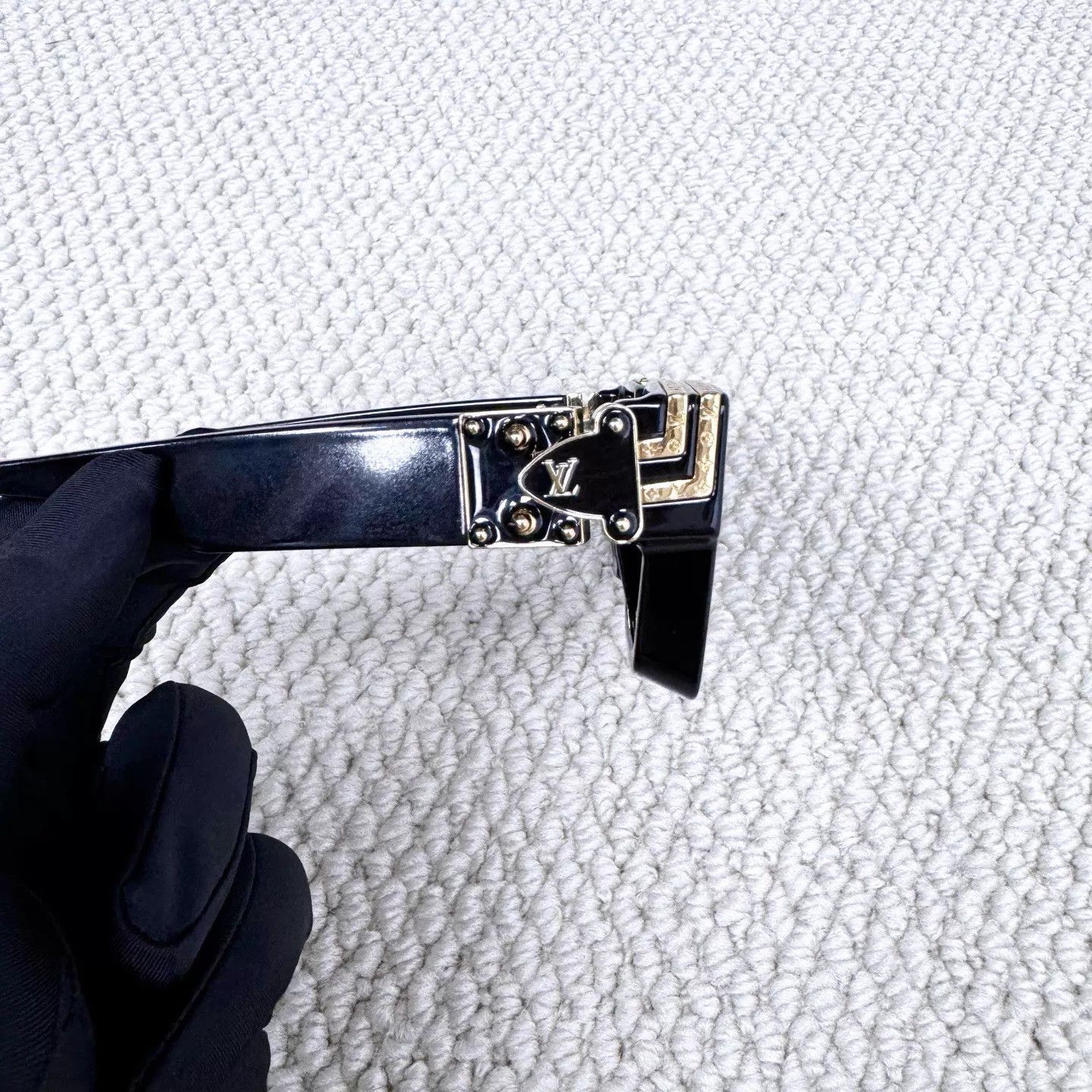 Louis Vuitton LV Millionaires Gold Monogram Logo Sunglasses Near Mint Size ONE SIZE - 5 Thumbnail