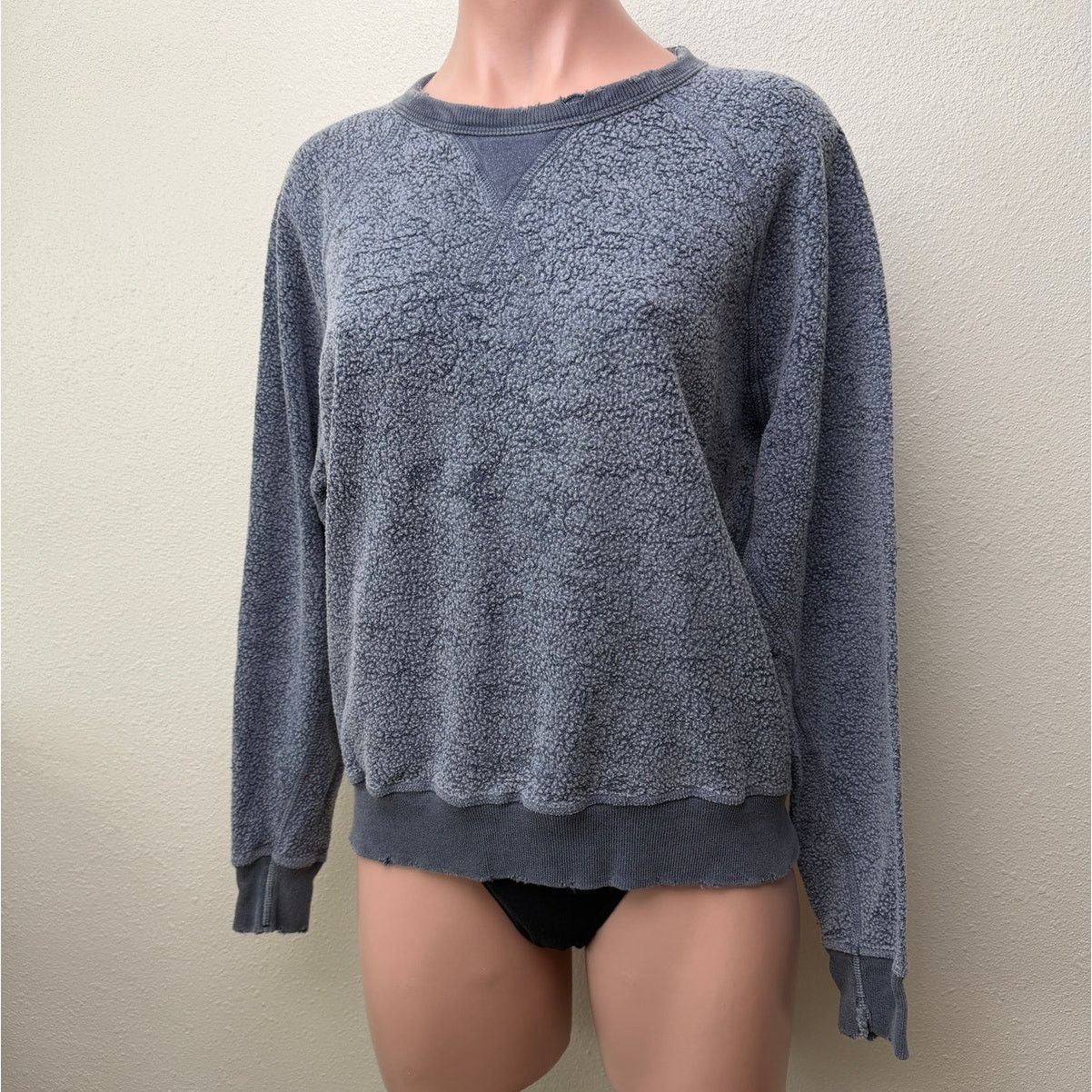 THE GREAT The Great. Blue Fleece Sweatshirt Distressed Raw Hem Size 0 Size XS / US 0-2 / IT 36-38 - 6 Thumbnail